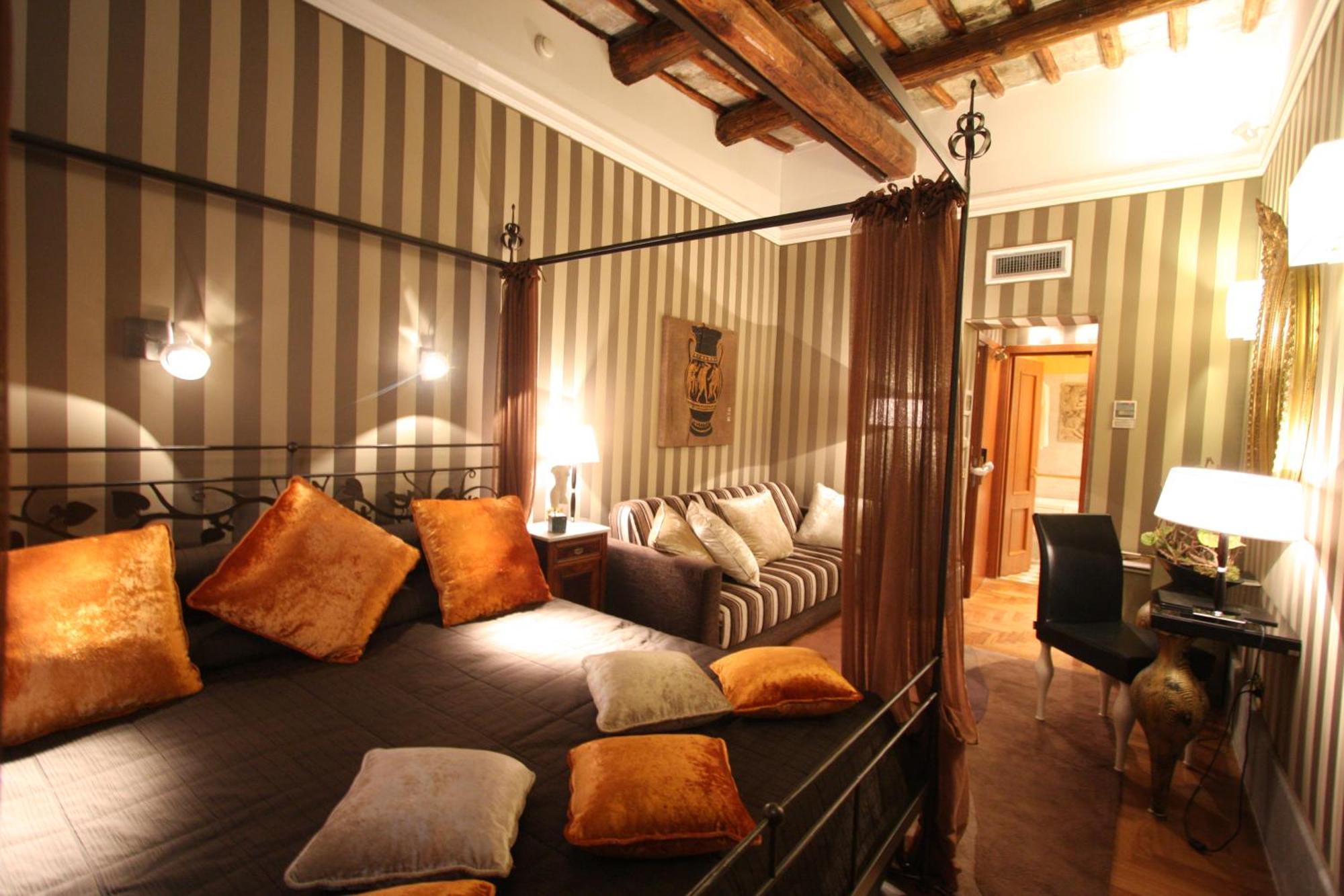 Executive Double or Twin Room,1709833055:JPEG