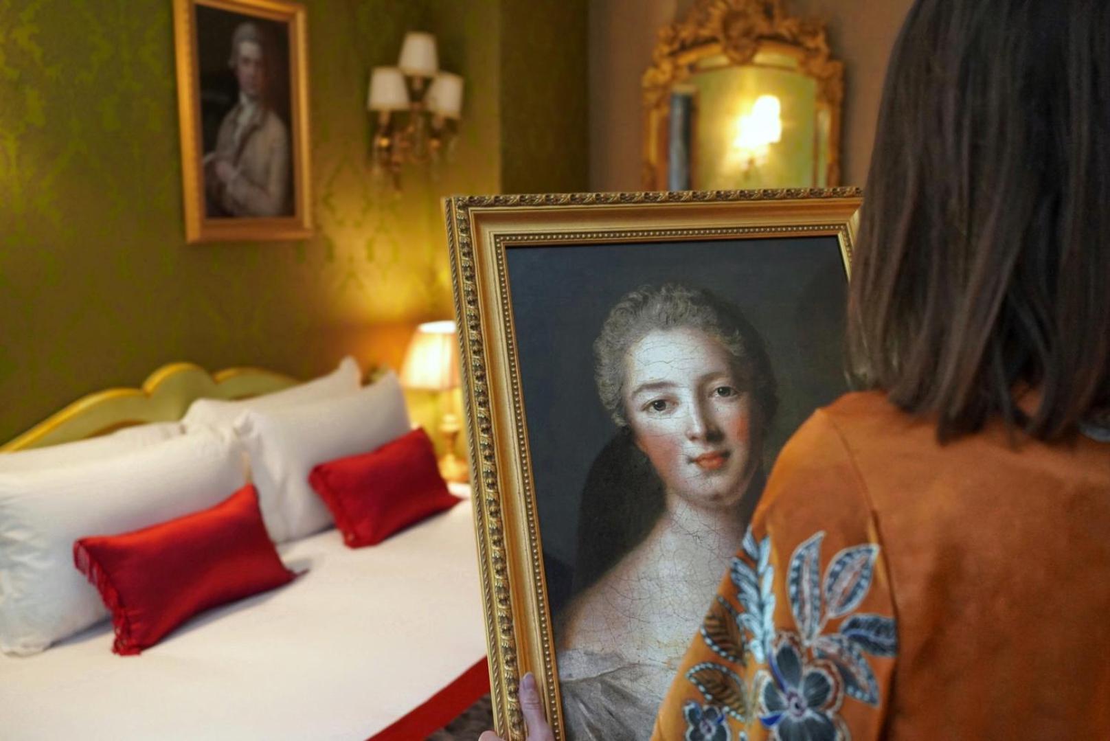 "La Pompadour" Room,1653530554:JPEG