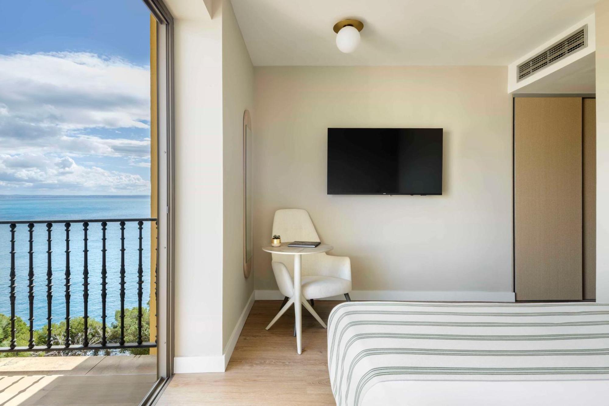 Superior Double with Partial Sea View,1654247734:JPEG