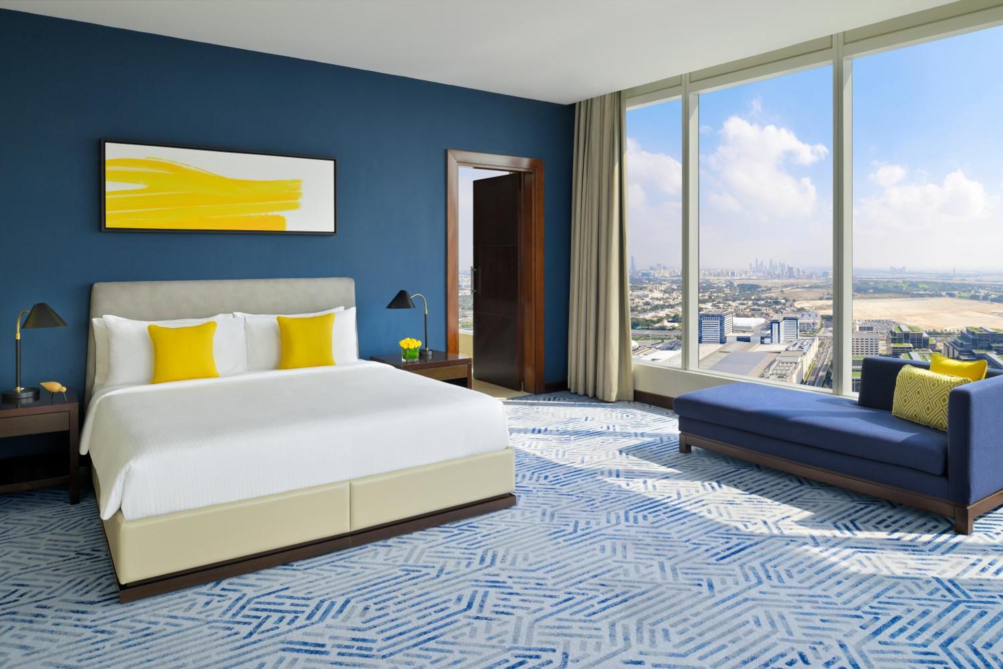 One-Bedroom Ambassador Suite Skyline View High Floor