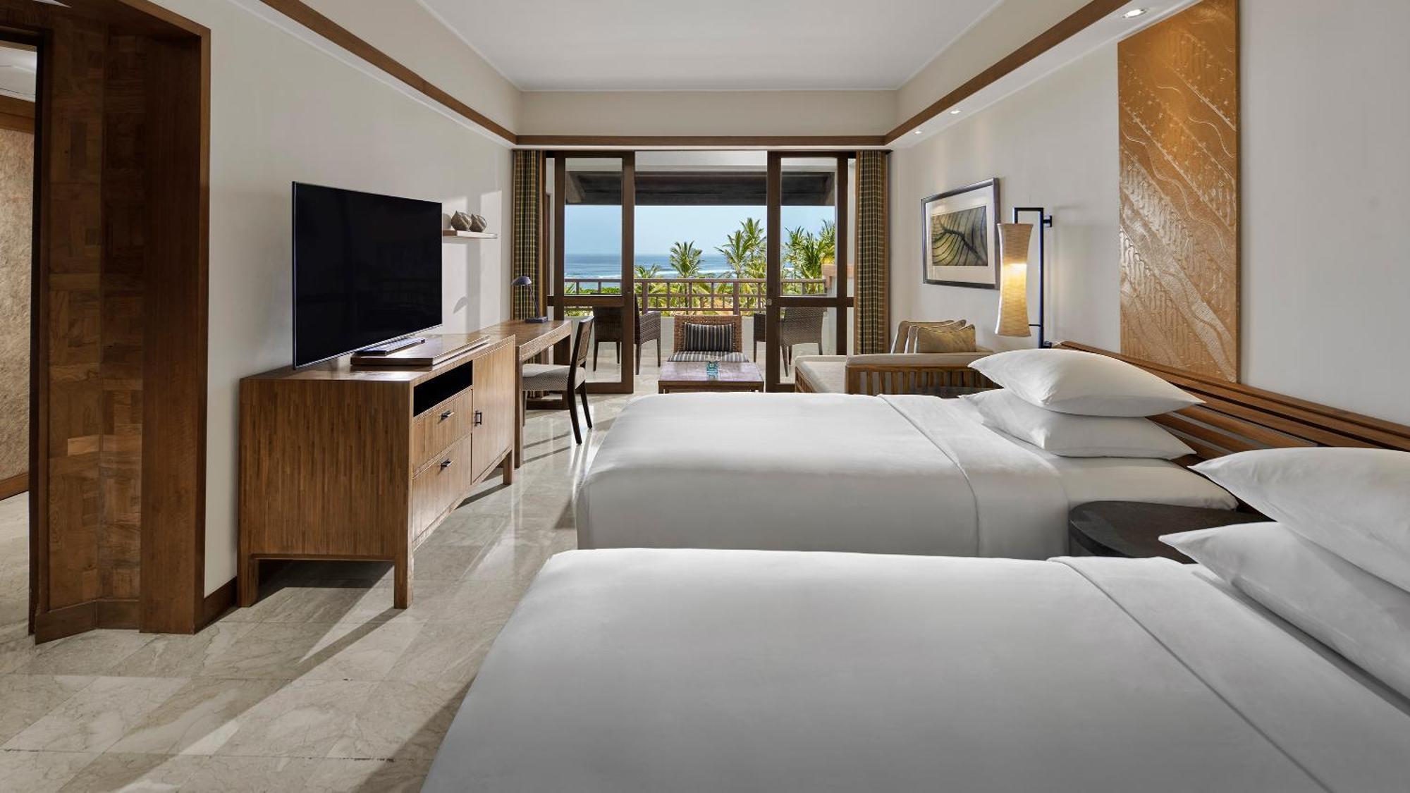 Twin Room Ocean View Club Access