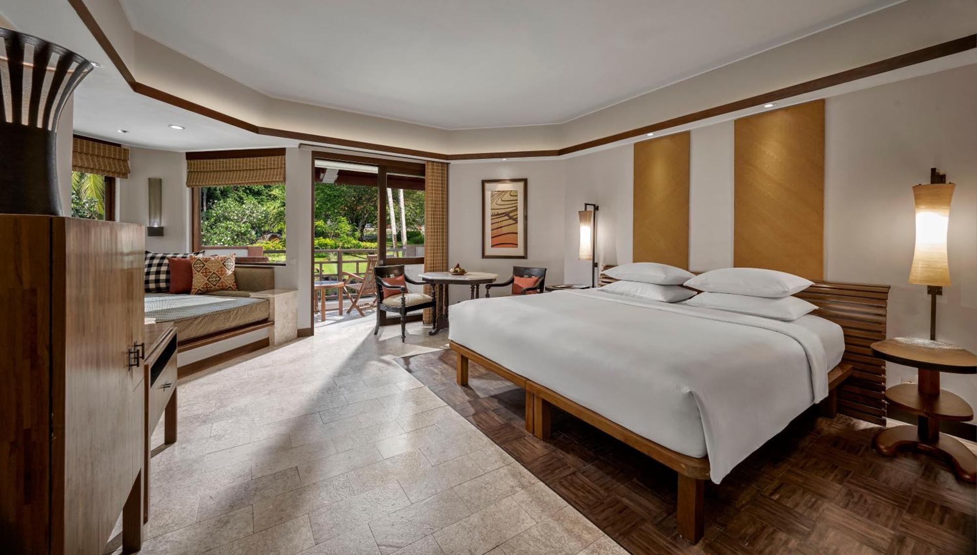 King Room Garden View