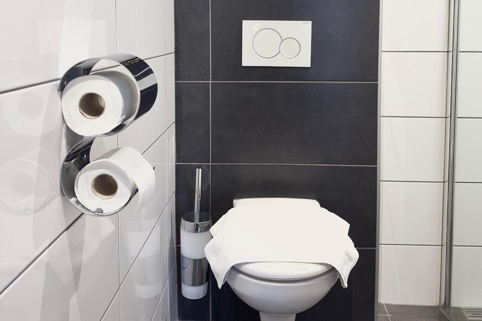 Quadruple Room Private Bathroom