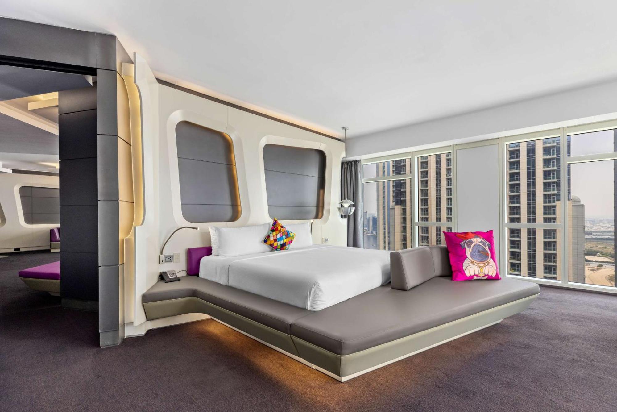King Mega Suite