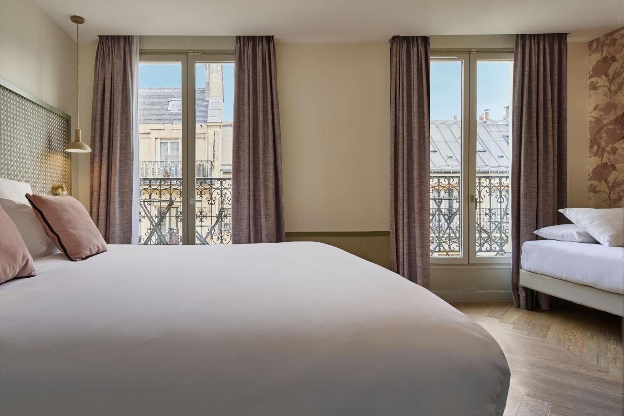 Premium Triple Room
