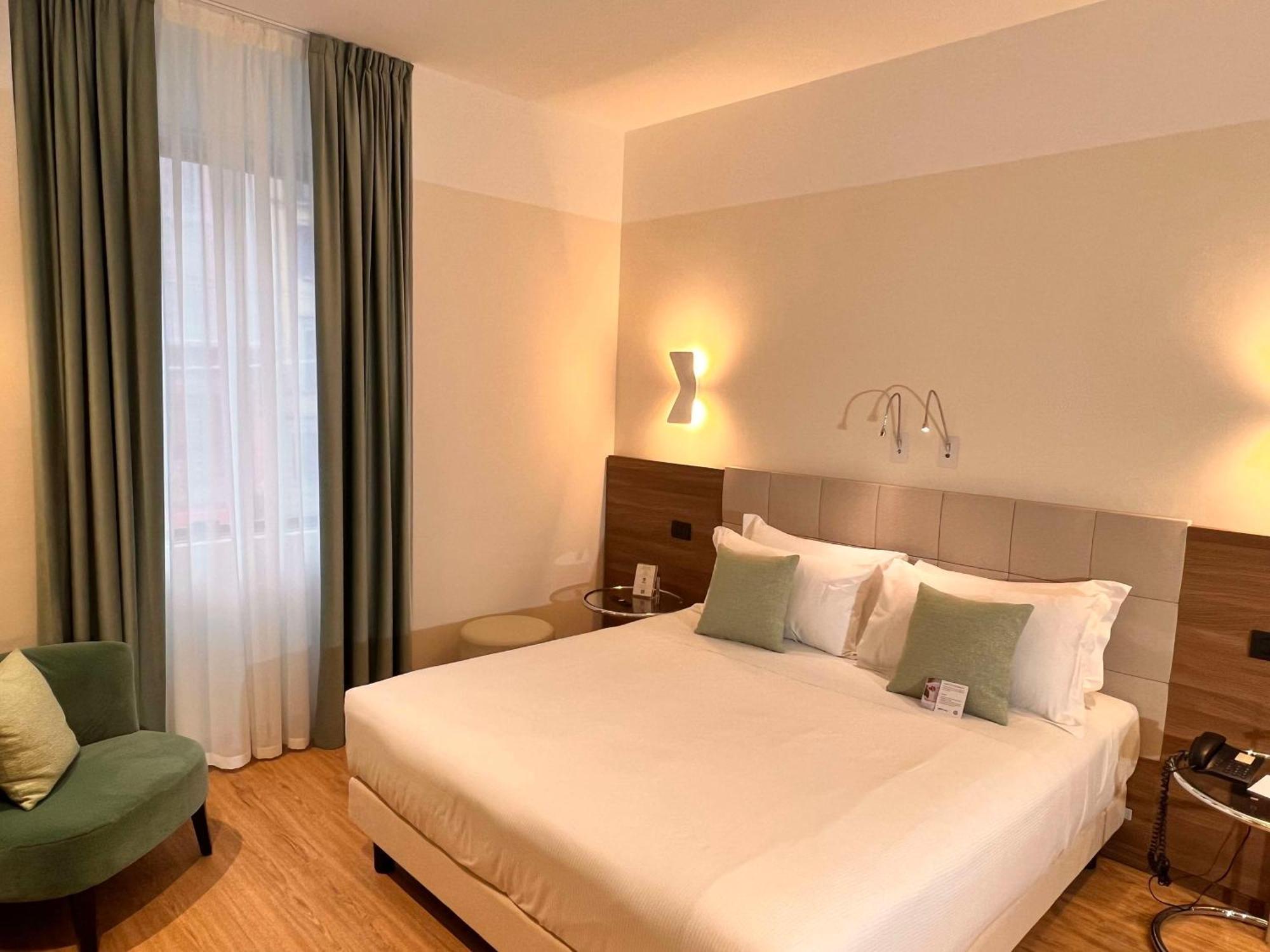Comfort Queen Room