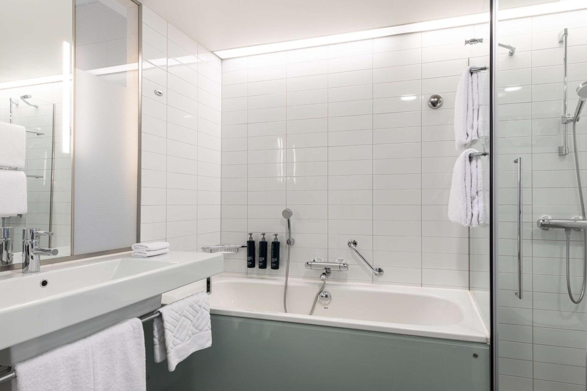 Junior Suite,1660285570:JPEG