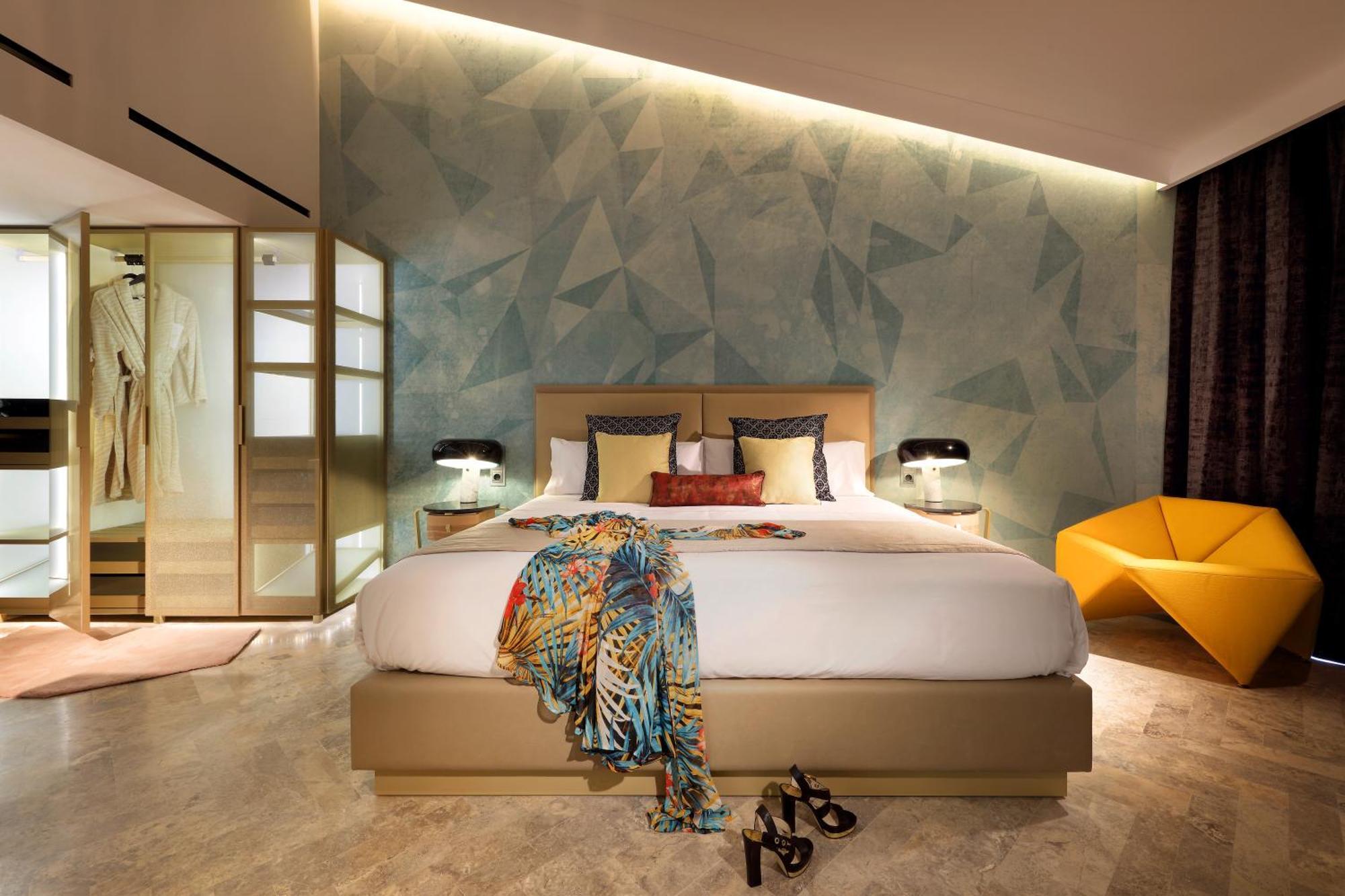 Suite Size Does Matter- Entrance to Ushuaia Club Included