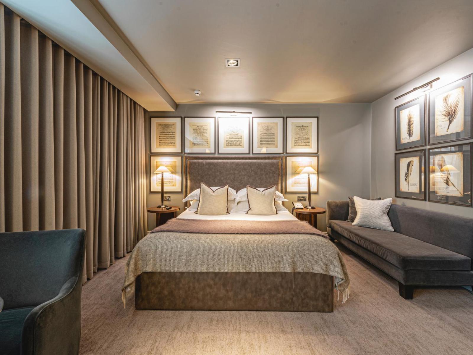 Junior Suite,1661682381:JPEG