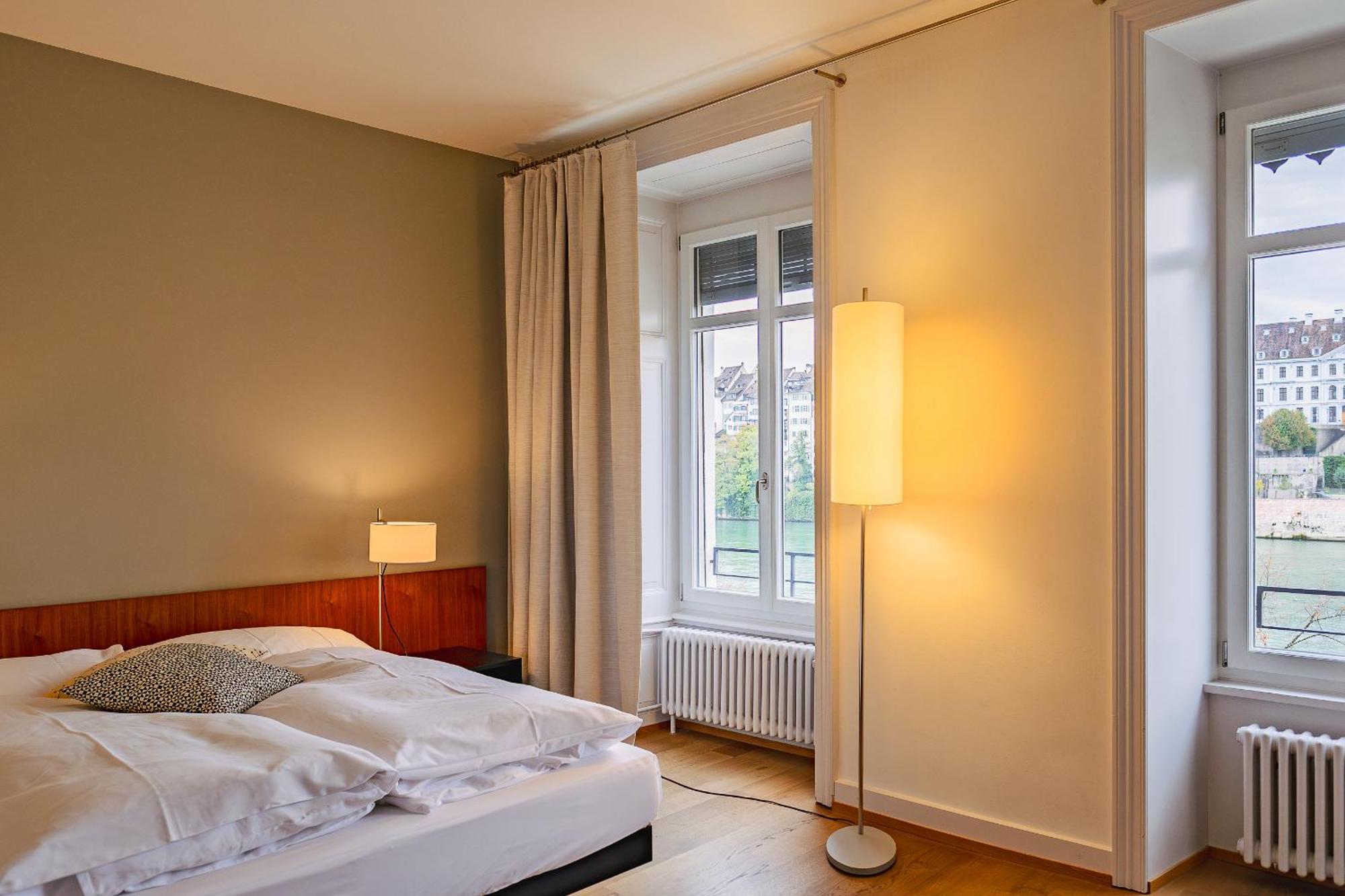 Double Room View to Rhine River