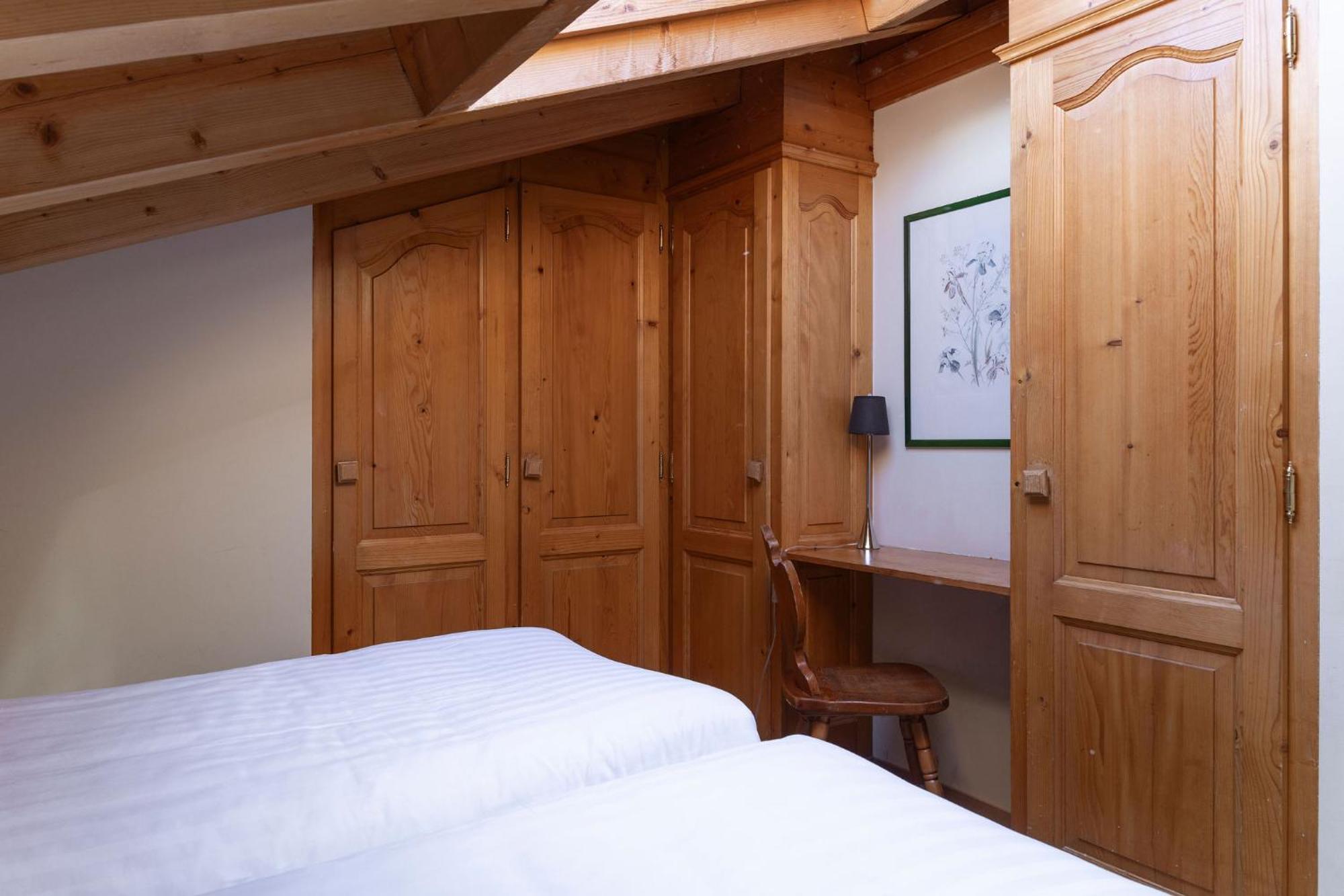 Three-Bedroom Apartment Penthouse Grand Combin