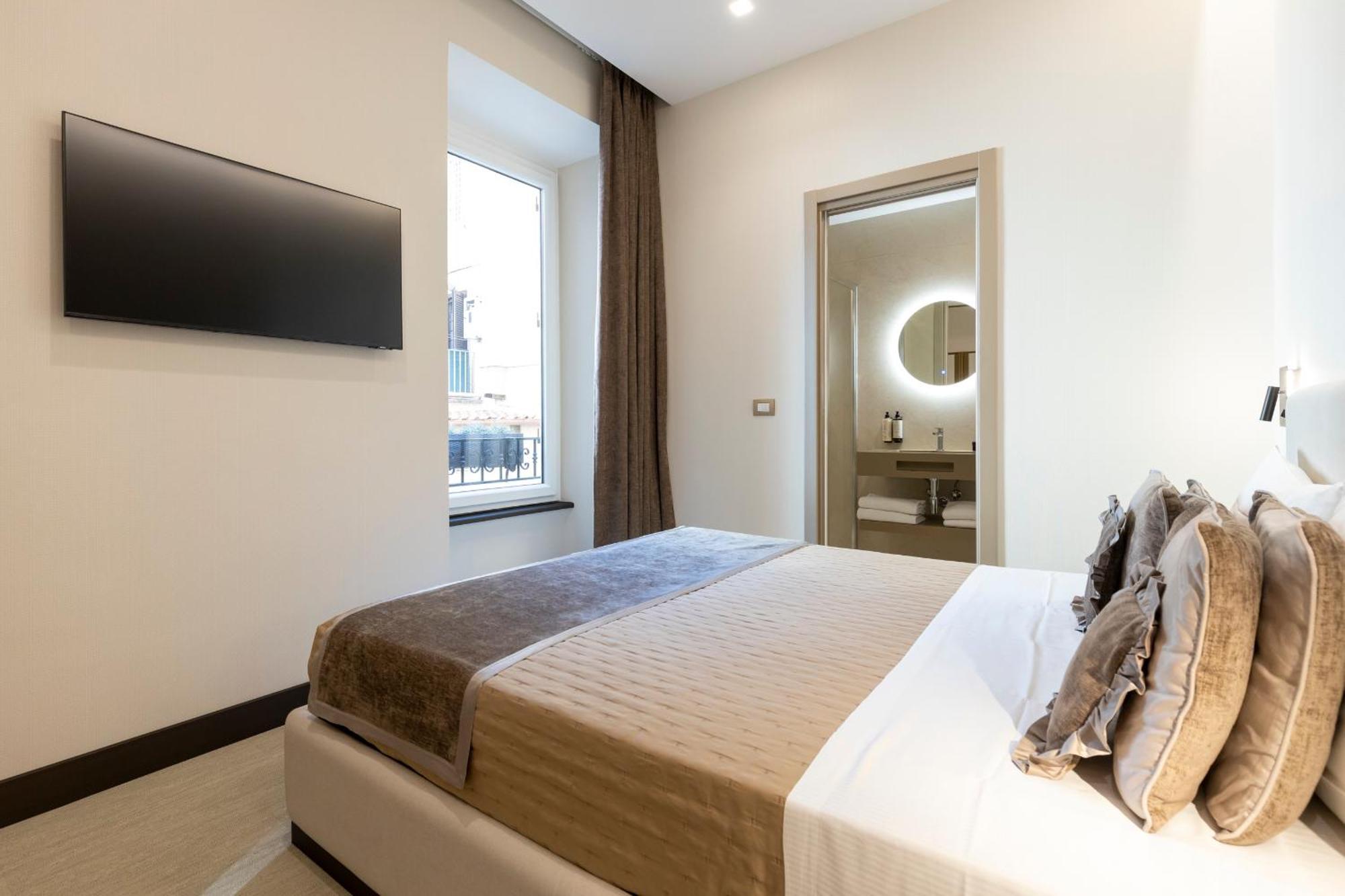 Classic Double Room