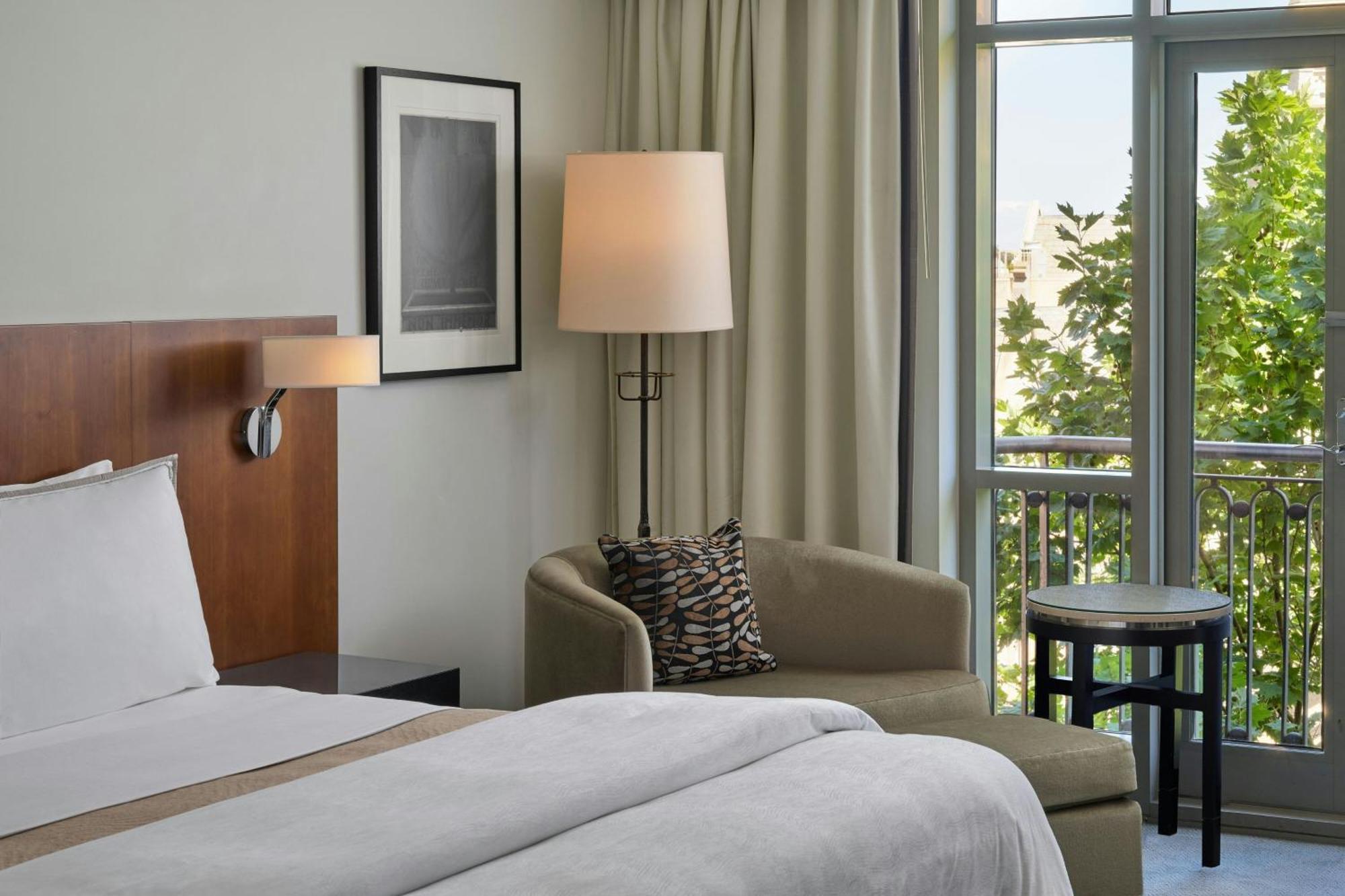 Deluxe King Room External View
