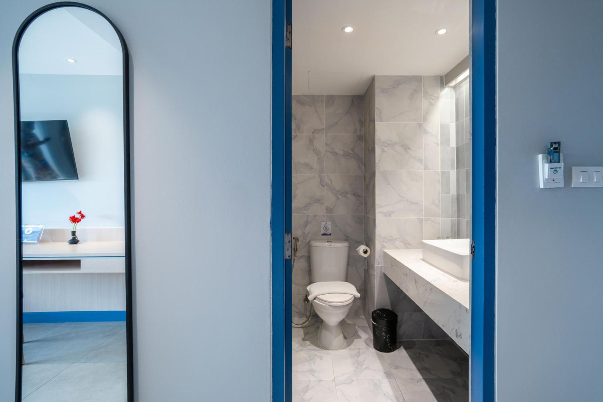 Superior Double or Twin Room with Pool View,1666027553:JPEG