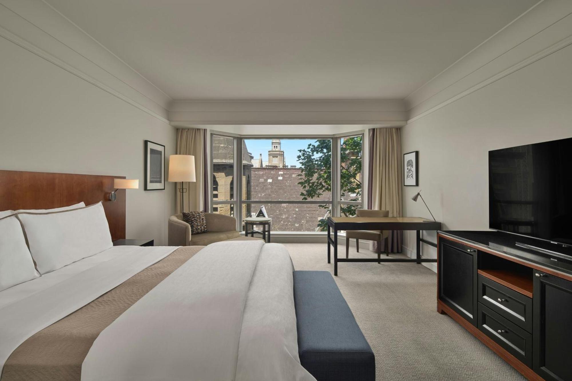 Deluxe King Room External View