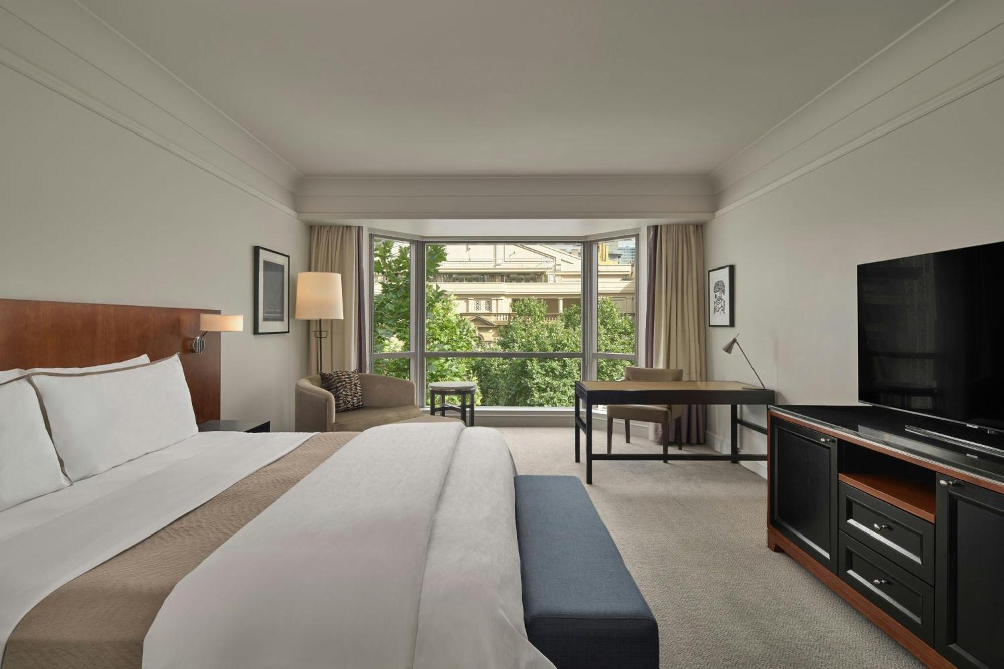 Deluxe King Room External View
