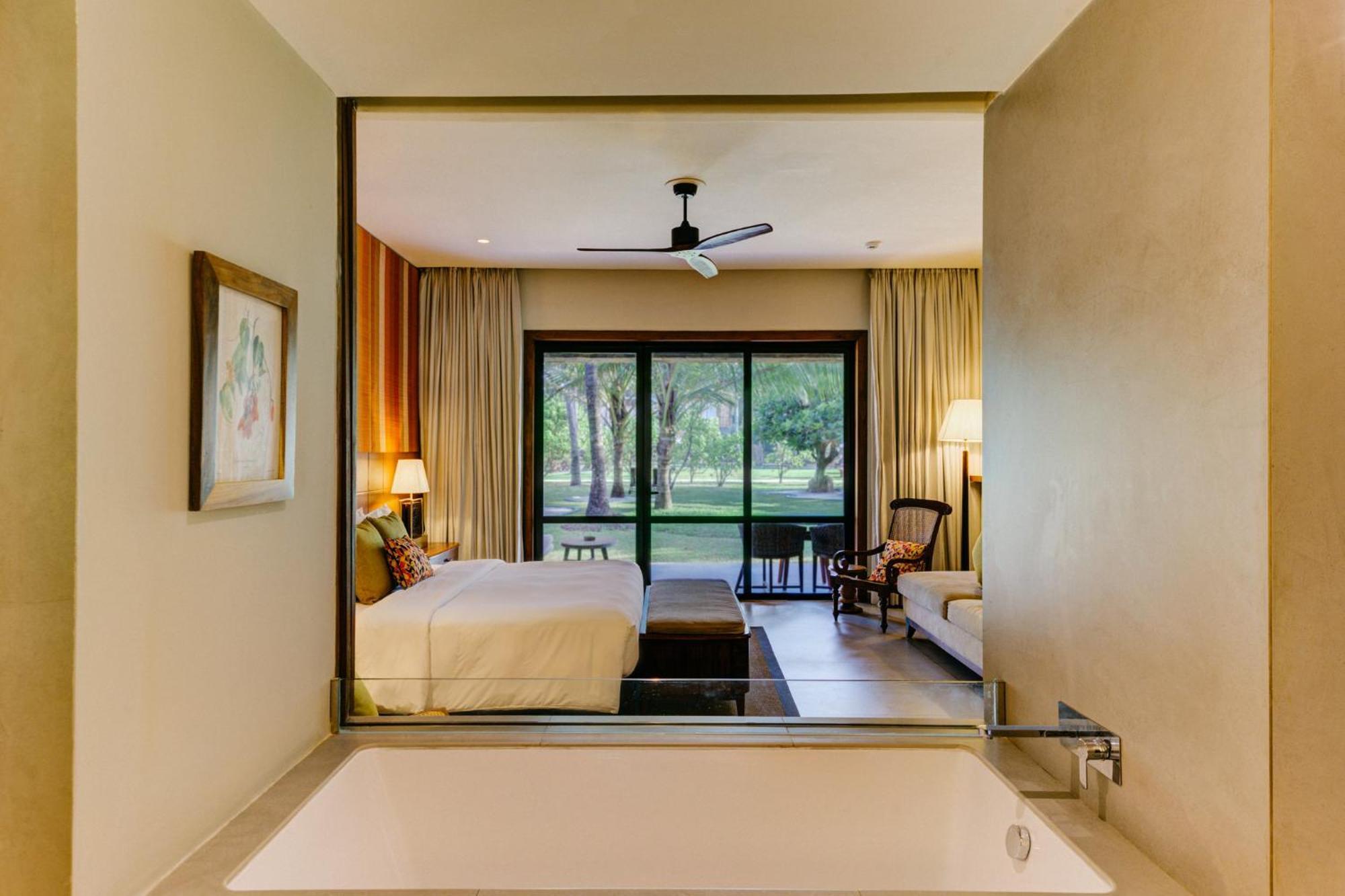 Premium Pool Access King - 10% discount on Spa & 10% off on F&B,1666063058:JPEG