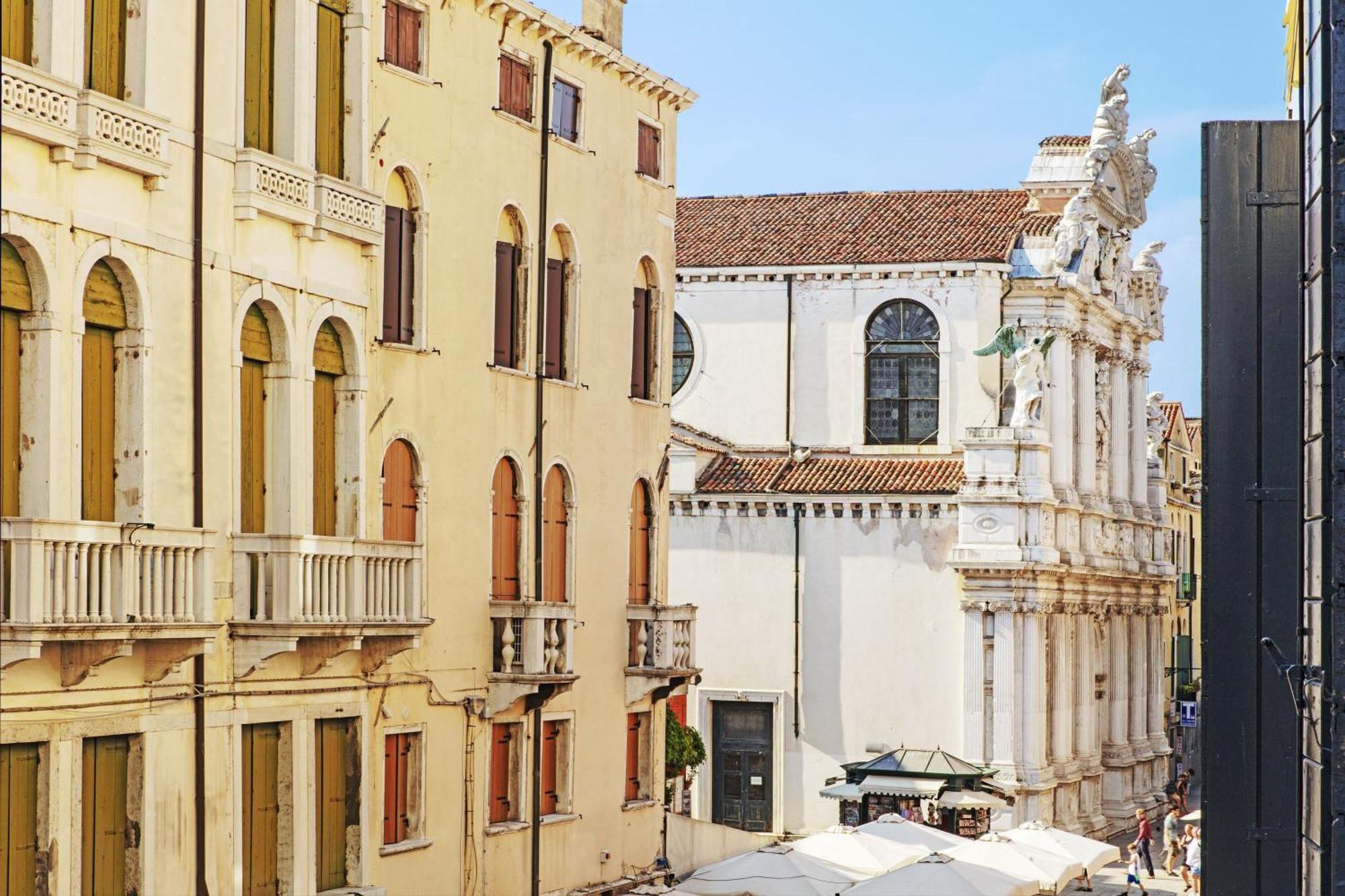 Serenissima Suite 1 Bedroom Suite SMaria DGiglio view 1 King