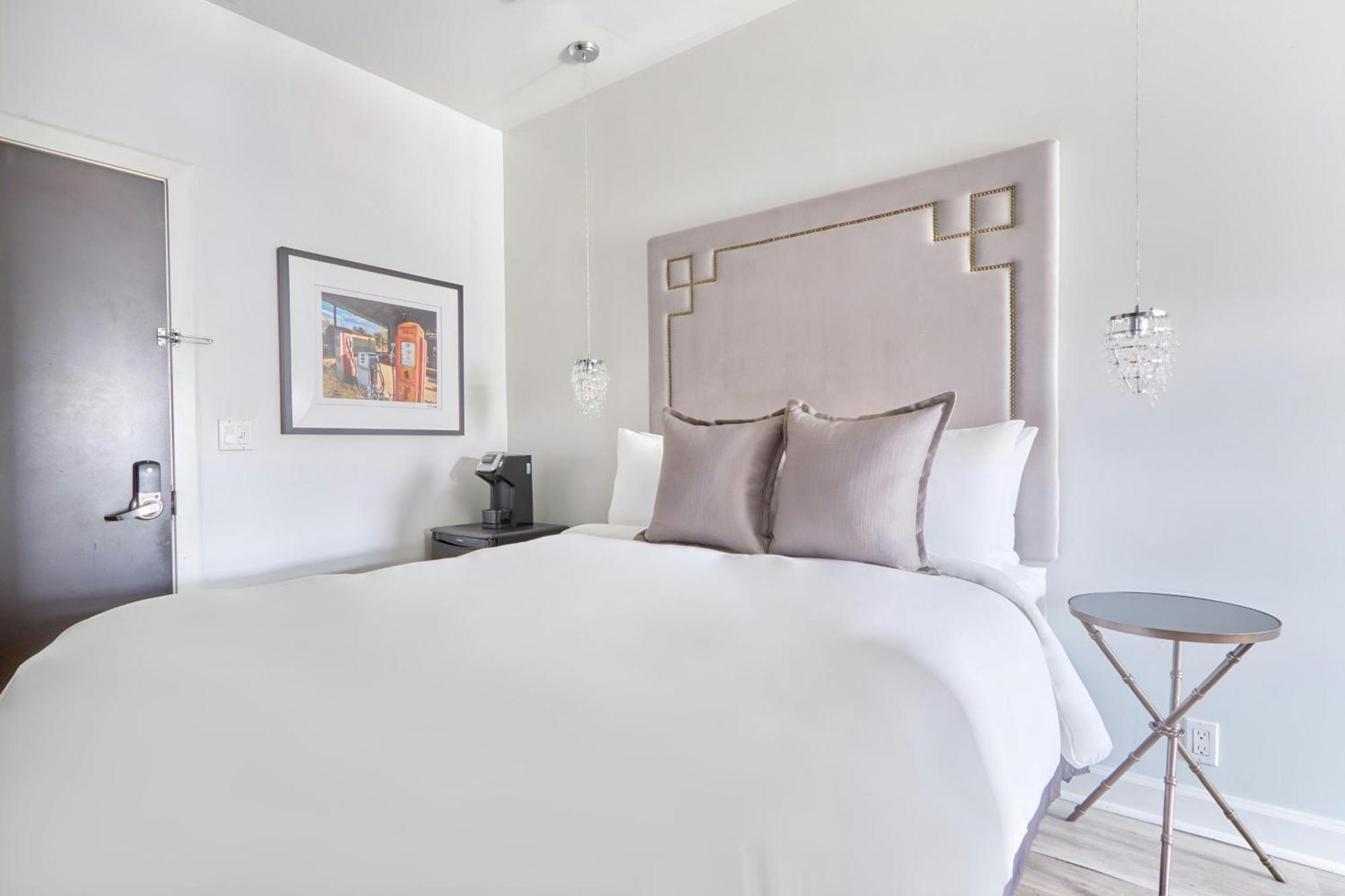 Queen Room,1666638077:JPEG