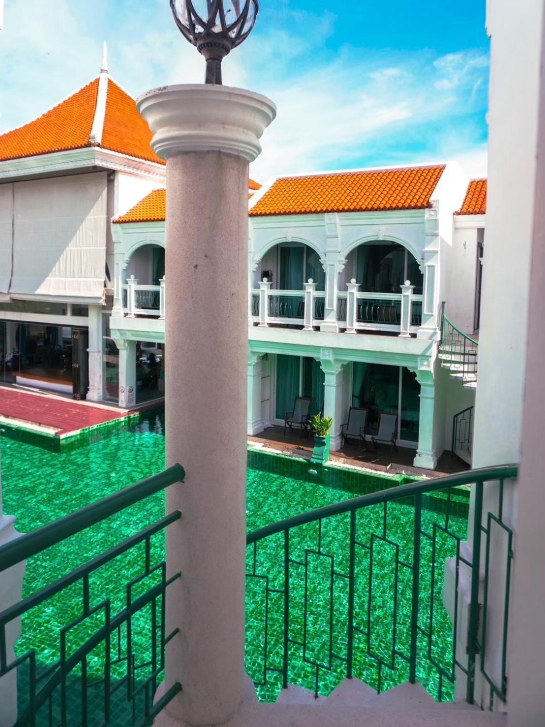 Pool View Room
