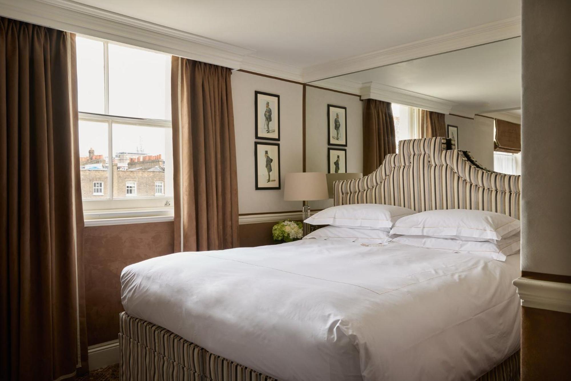 King Room Garden View