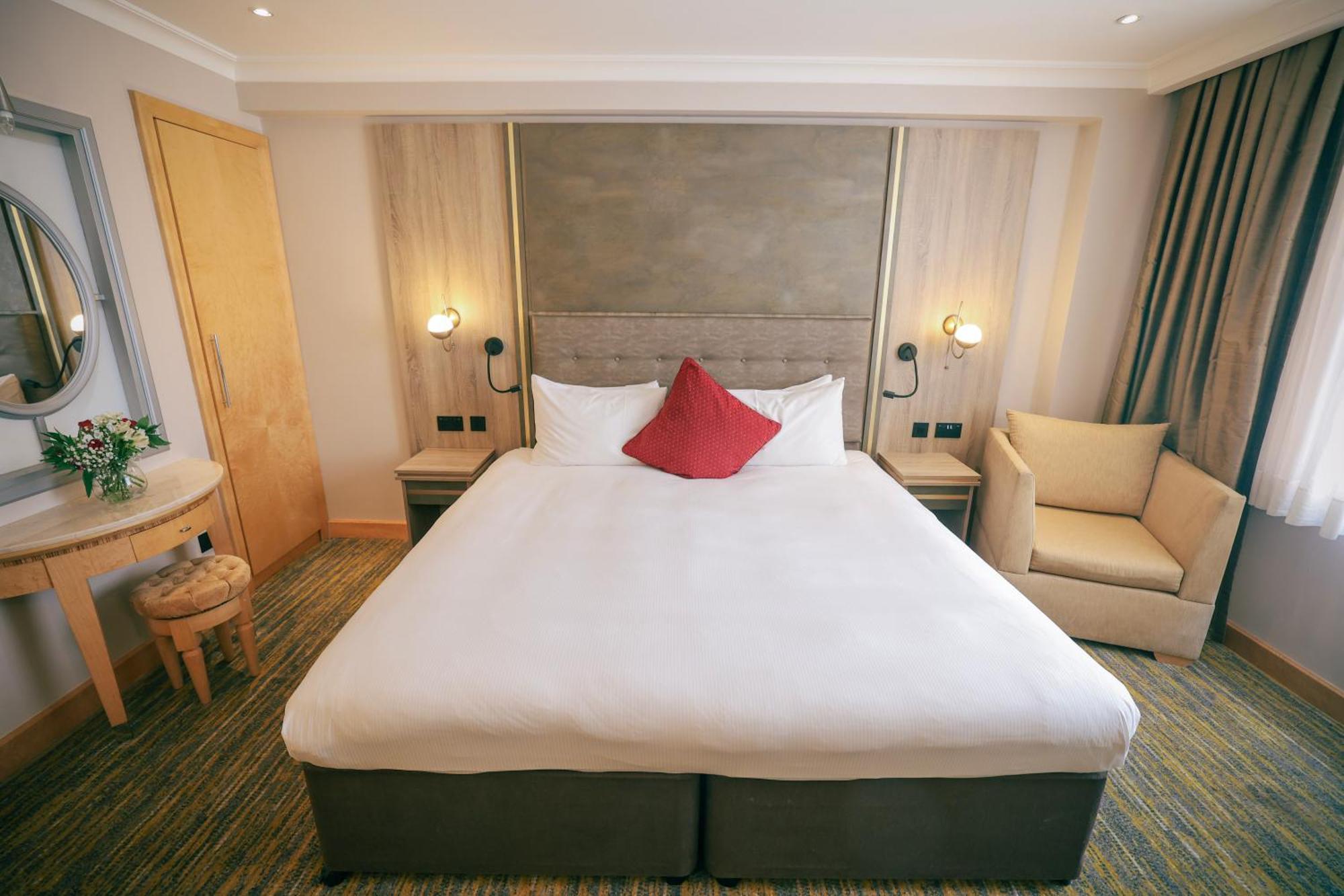 Superior Queen Room
