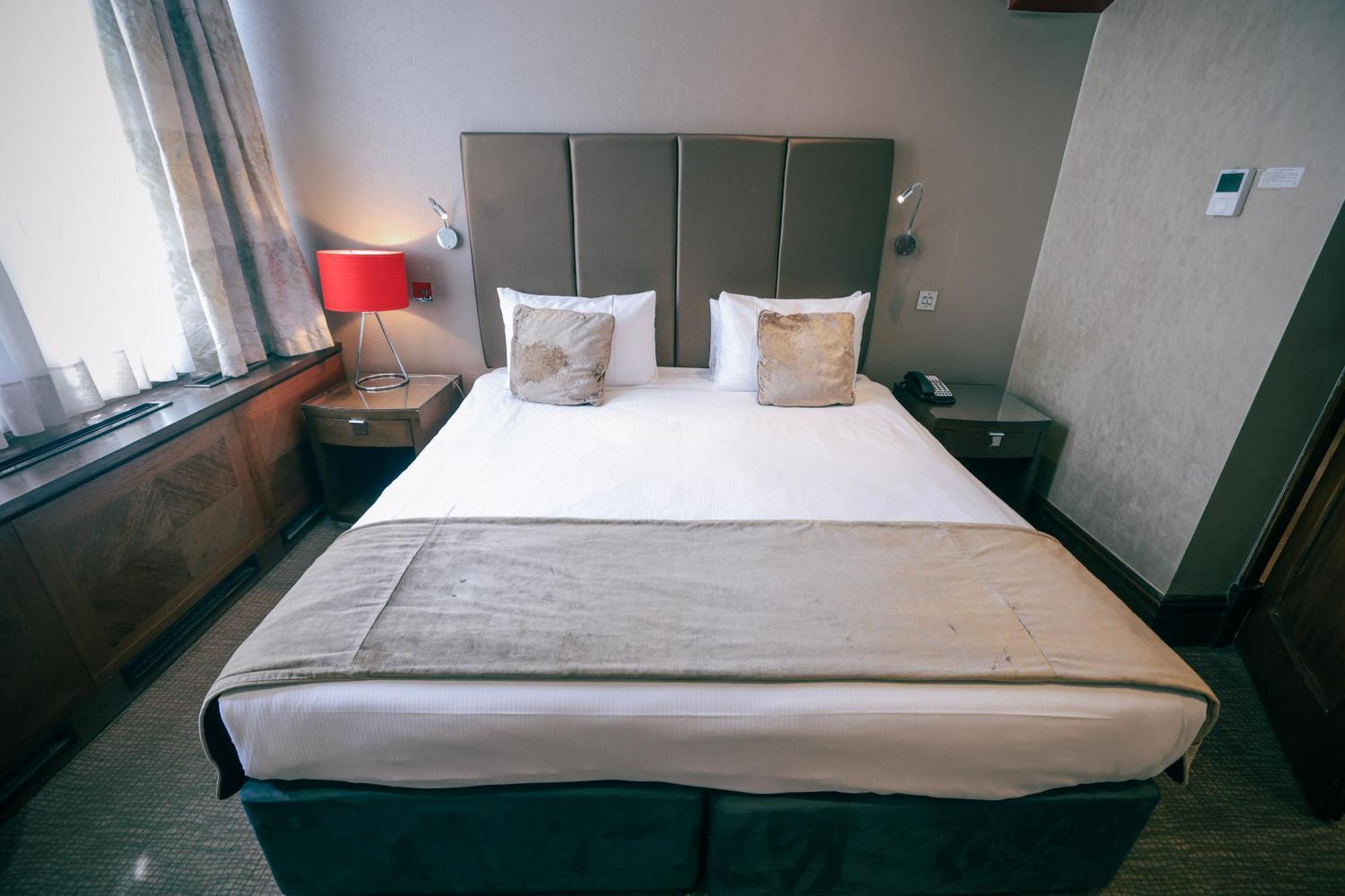 King Magistrate Suite