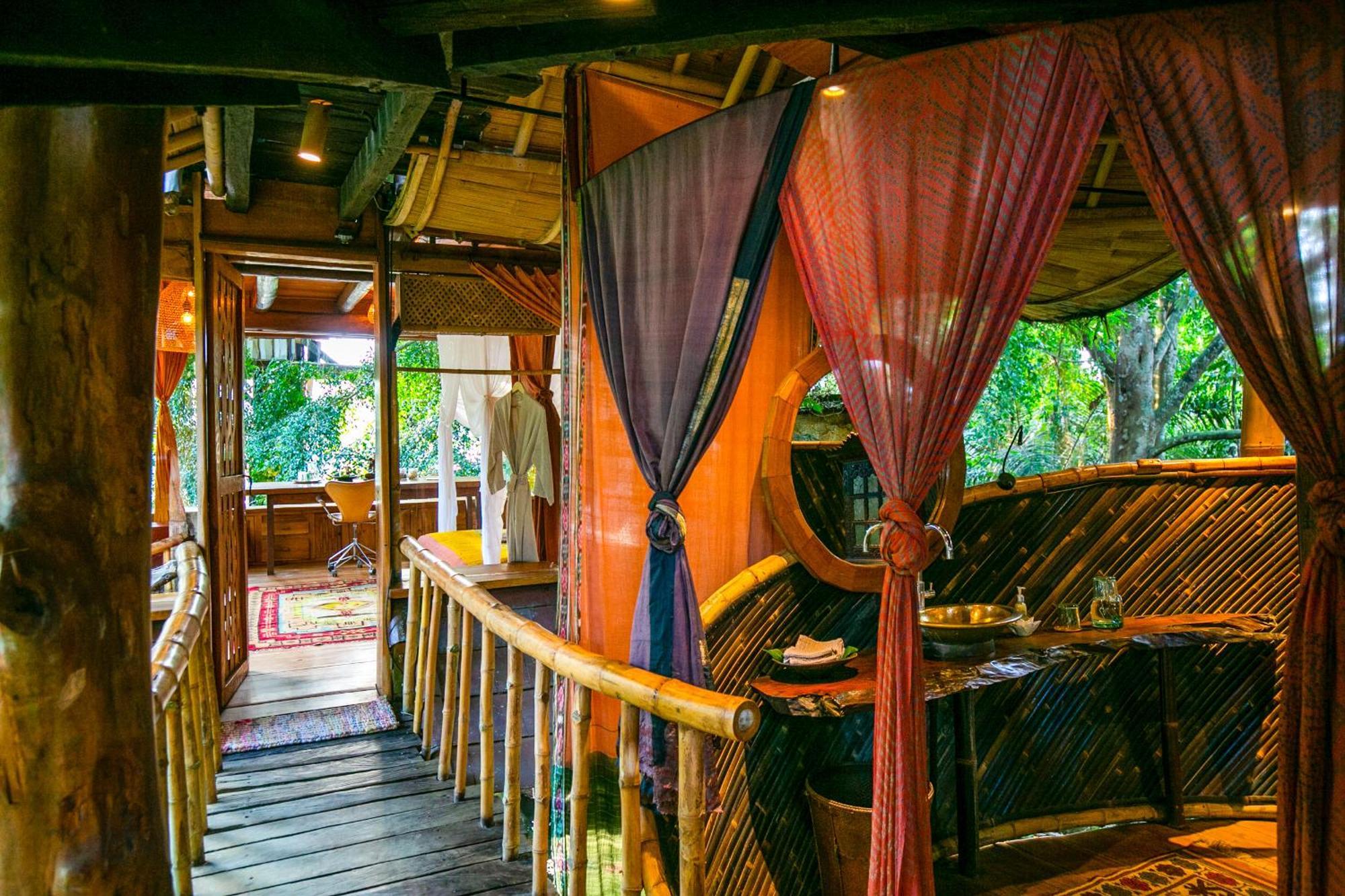 Pagoda House Two Bedrooms Family one-time minibar