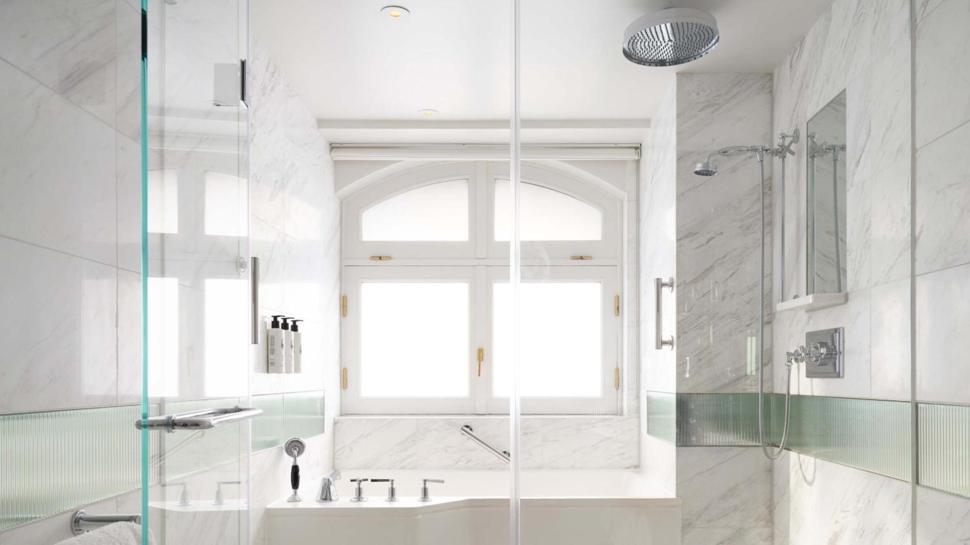 Knightsbridge Suite