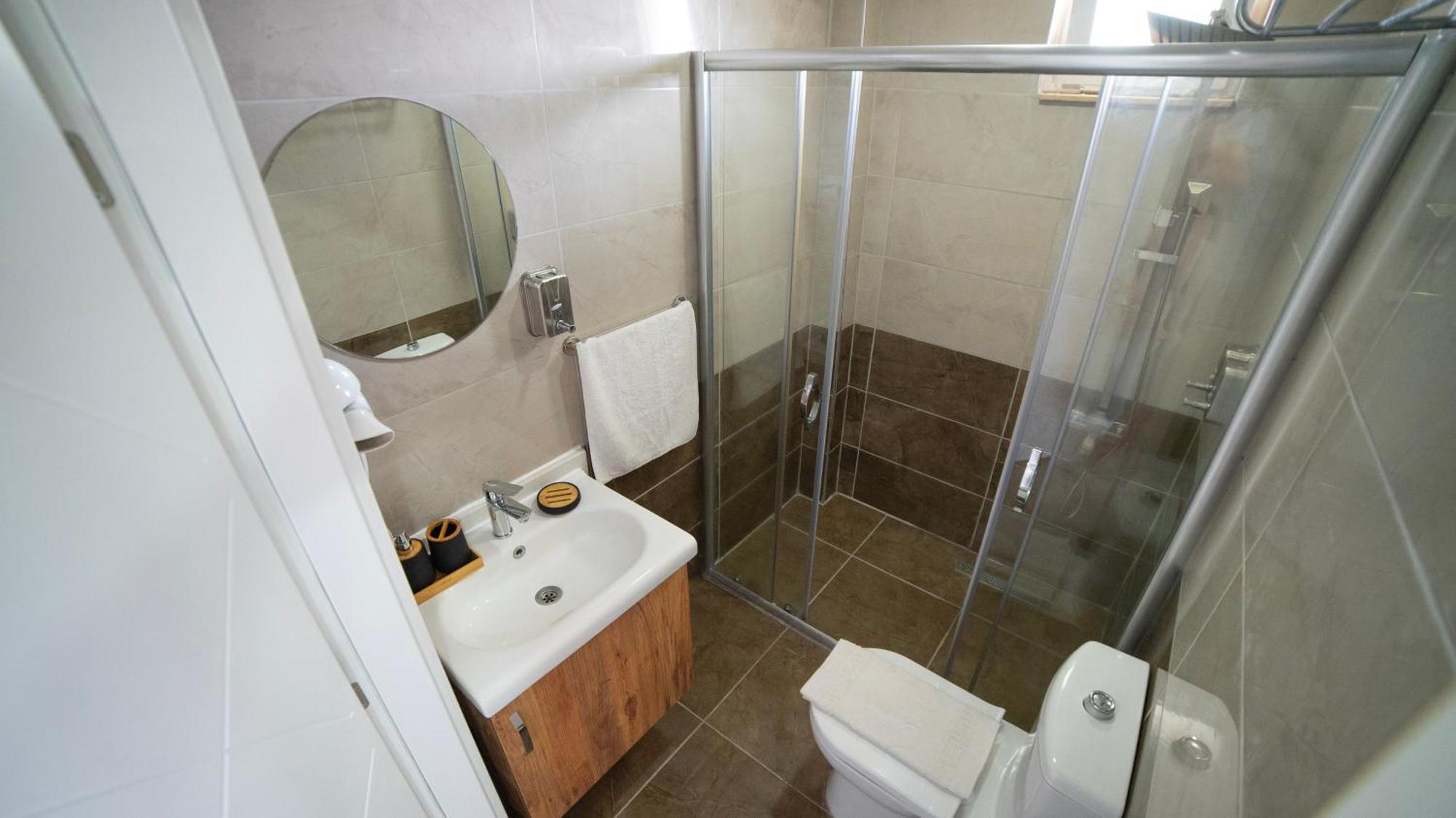 Standard Triple Room,1668152888:JPEG