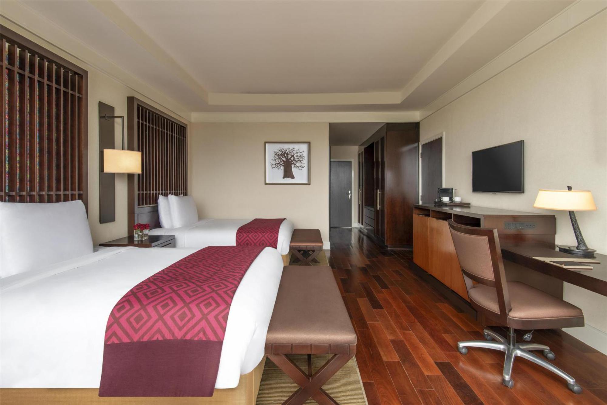 Executive Room 2 Twin Beds