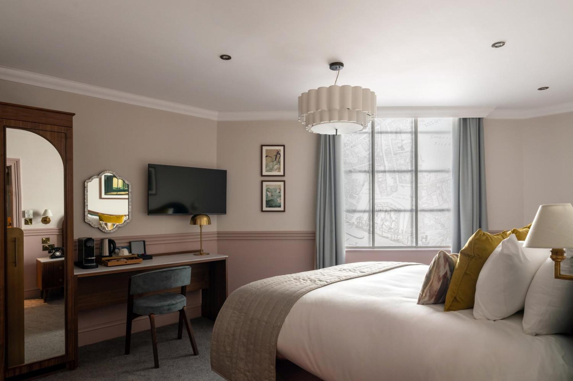 Superior Deluxe Double or Twin Room