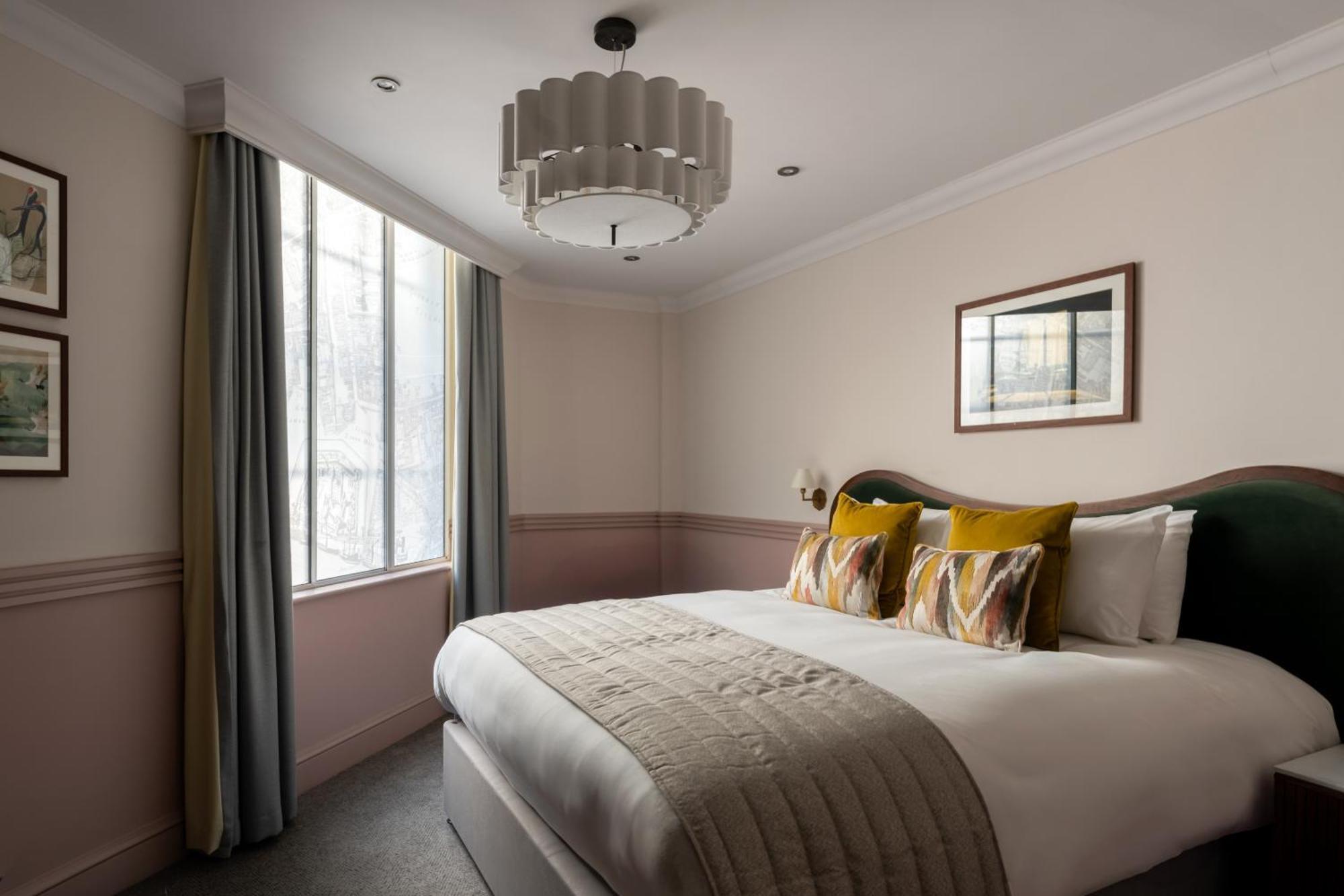 Superior Deluxe Double or Twin Room