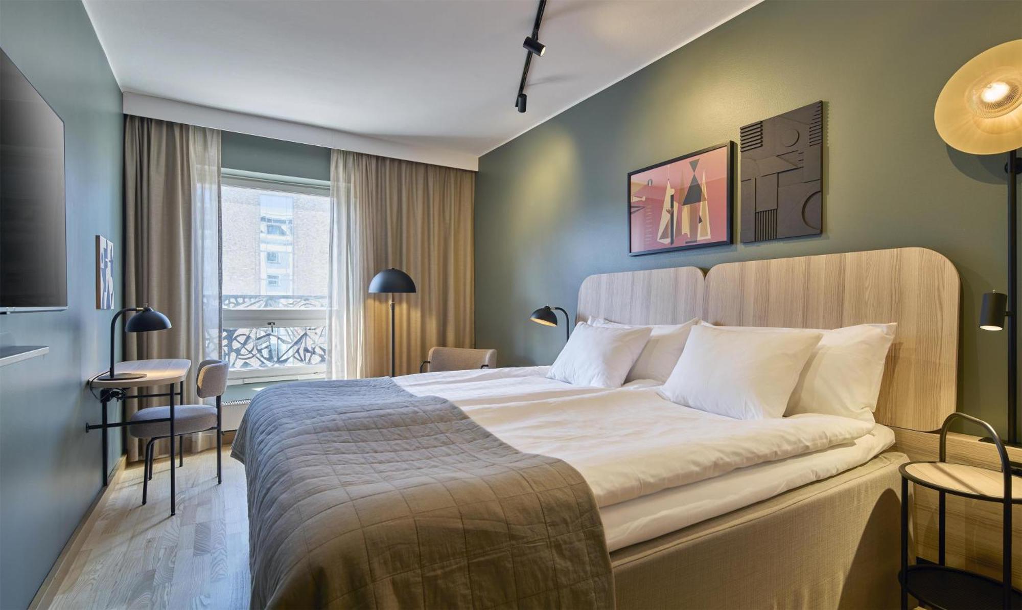 Superior King Room