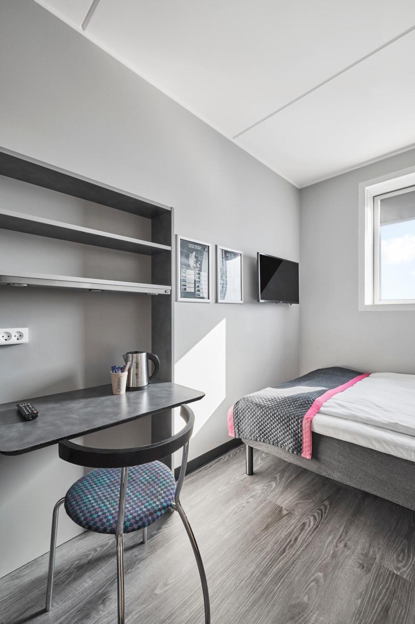 Standard-værelse med queensize-seng og ekstra seng