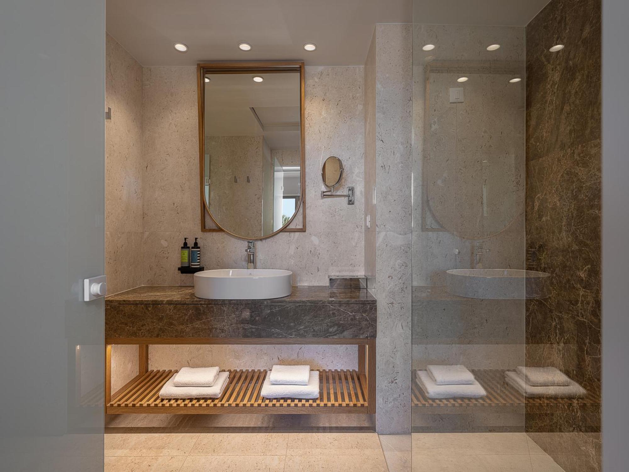 Premium Suite - Residence Collection (Adults Only 13+)