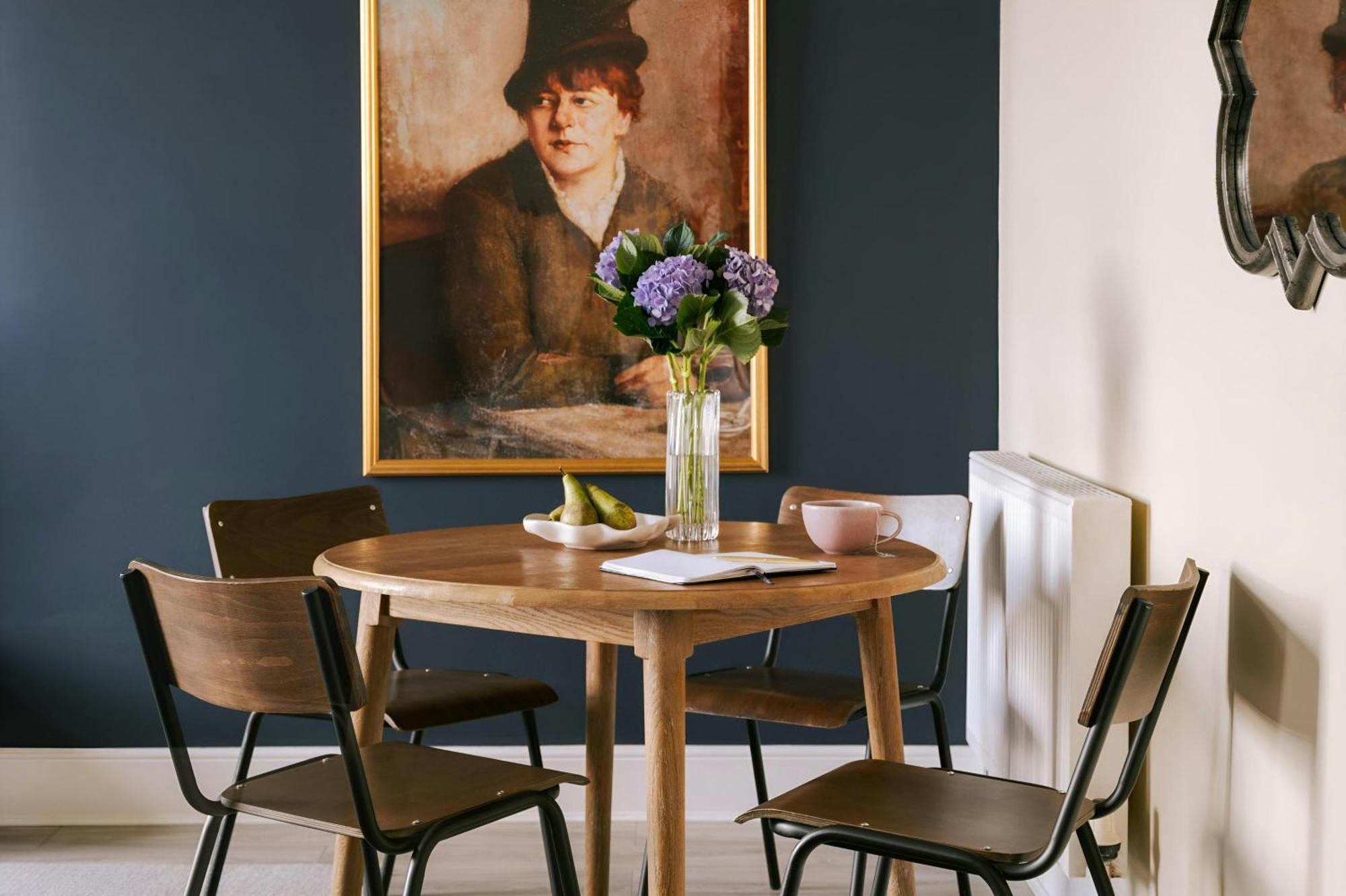 Suite med 2 soverom og hageutsikt