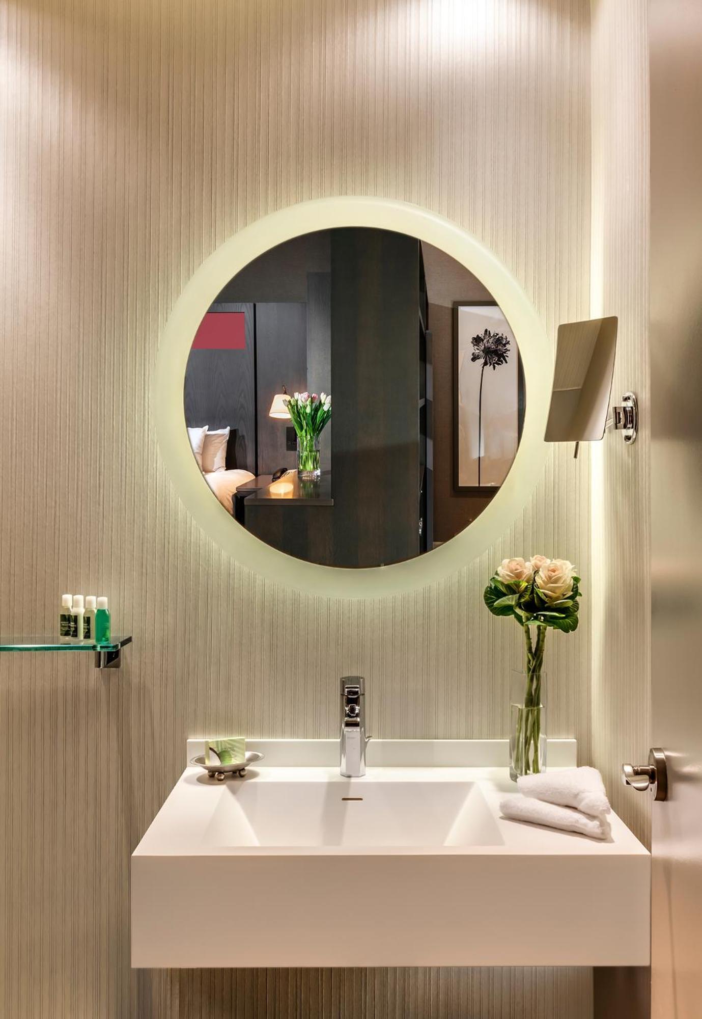 Historic Superior Suite