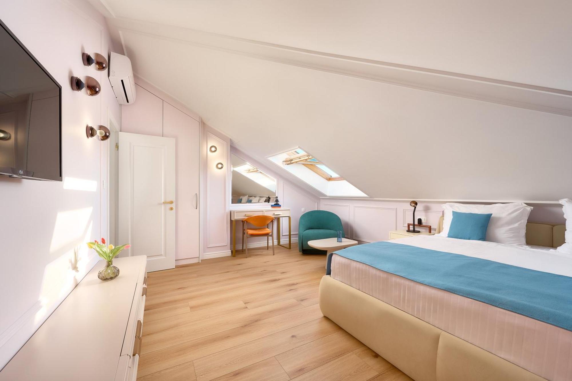 One-Bedroom Apartment Terrace