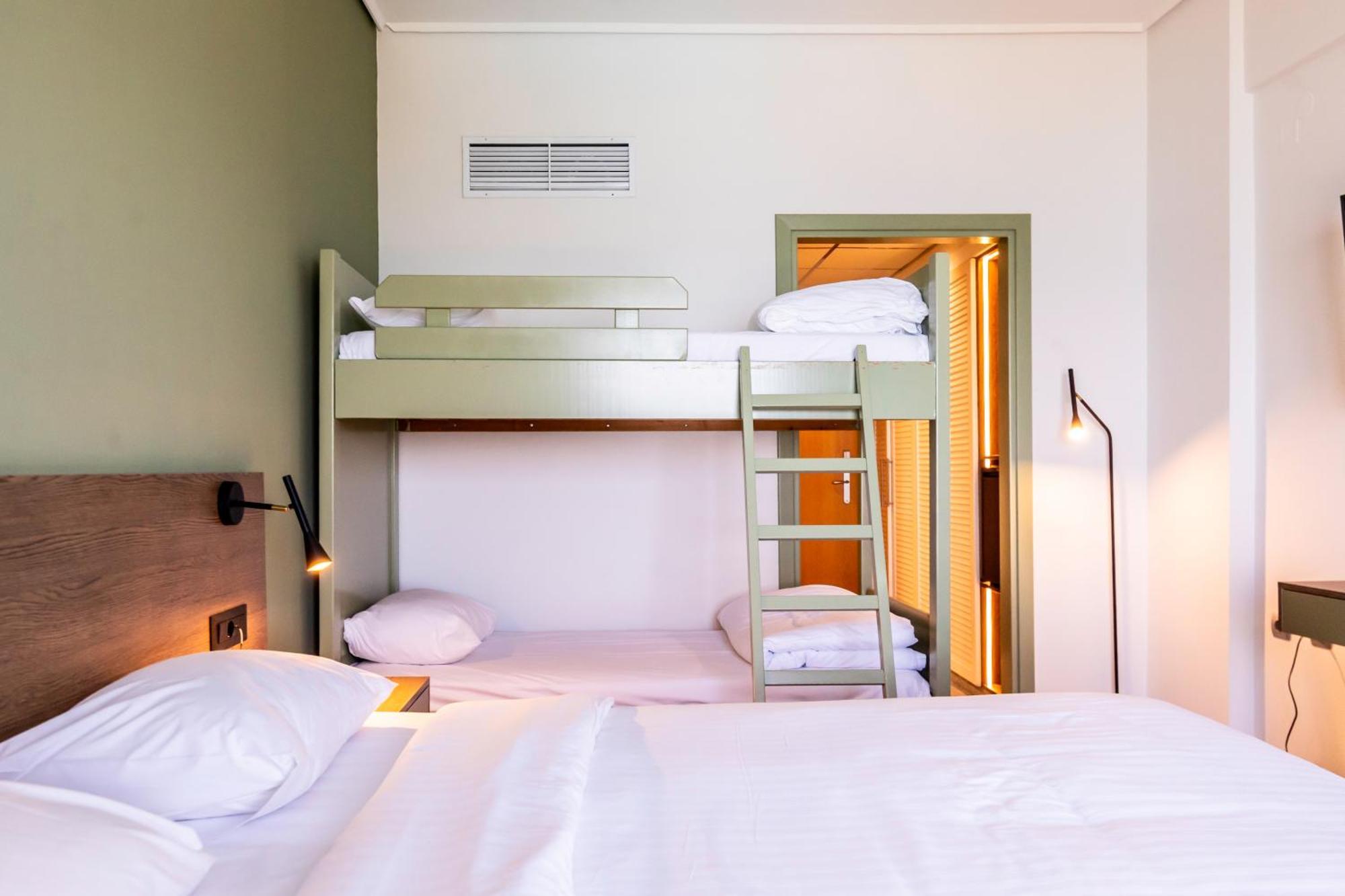 Quadruple Room Sea View
