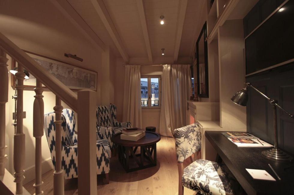 Island Suite