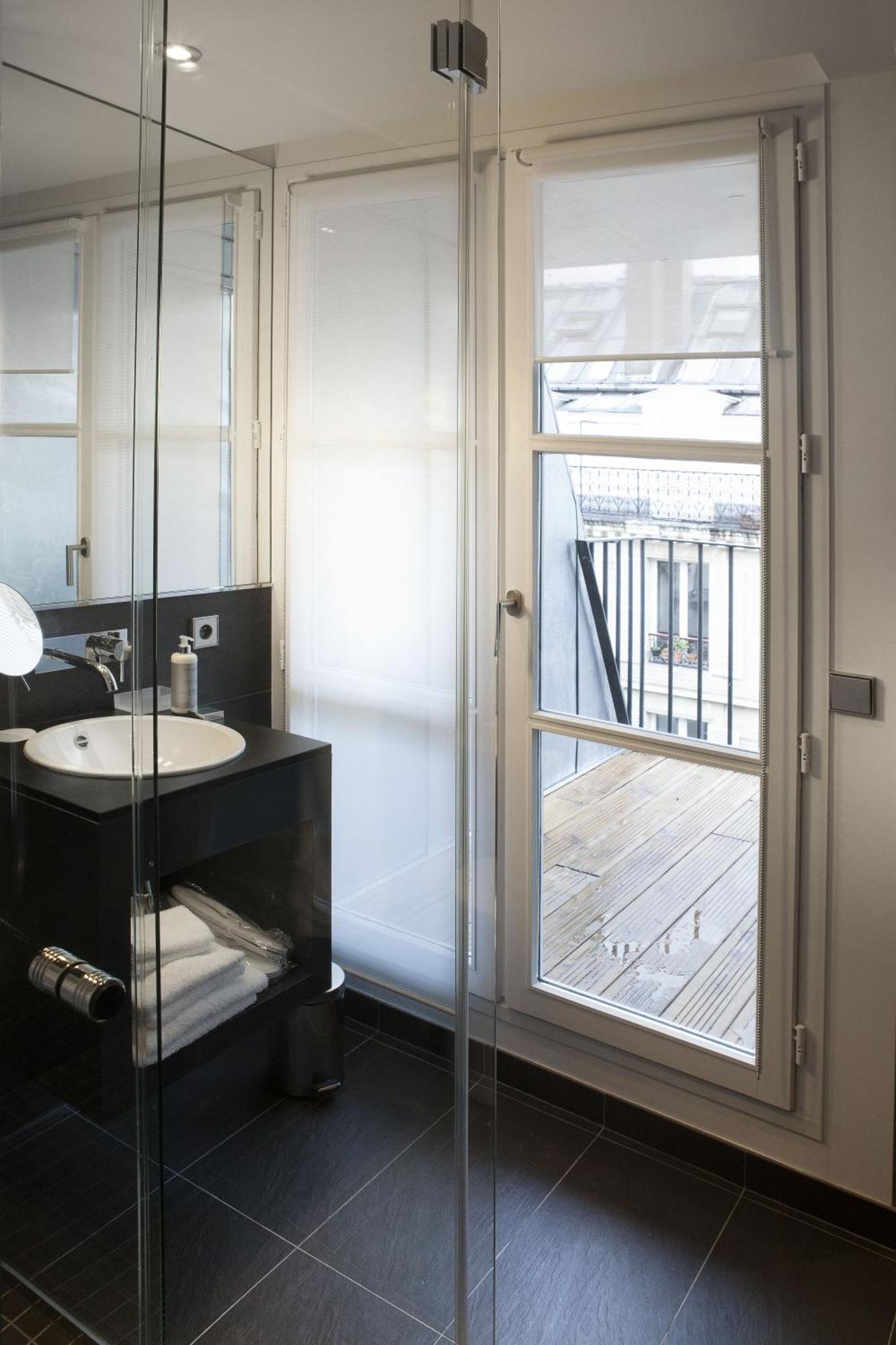 Rom Privilege i toppetasjen med terrasse og spa-tilgang