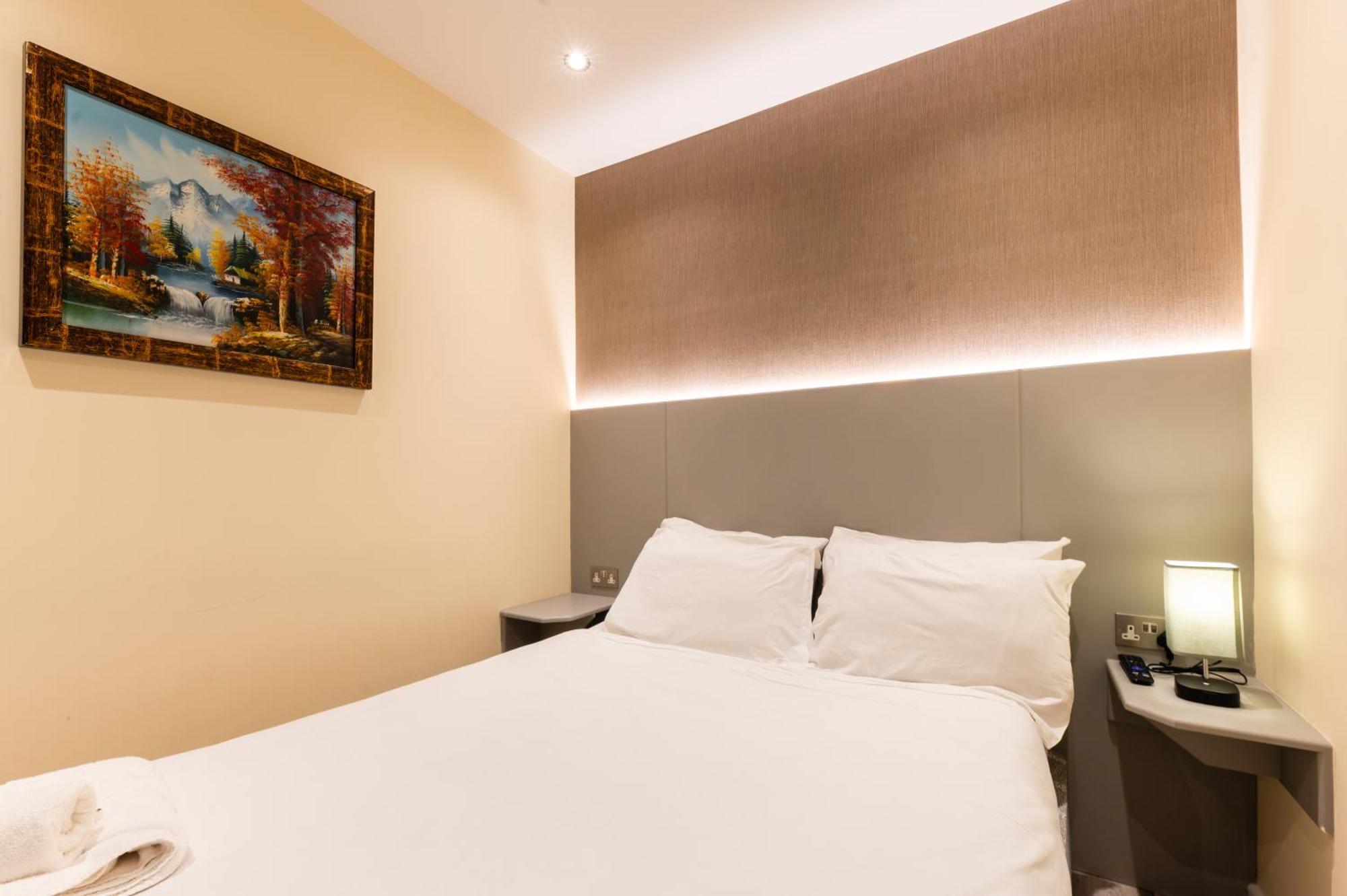 Luxury Triple Room