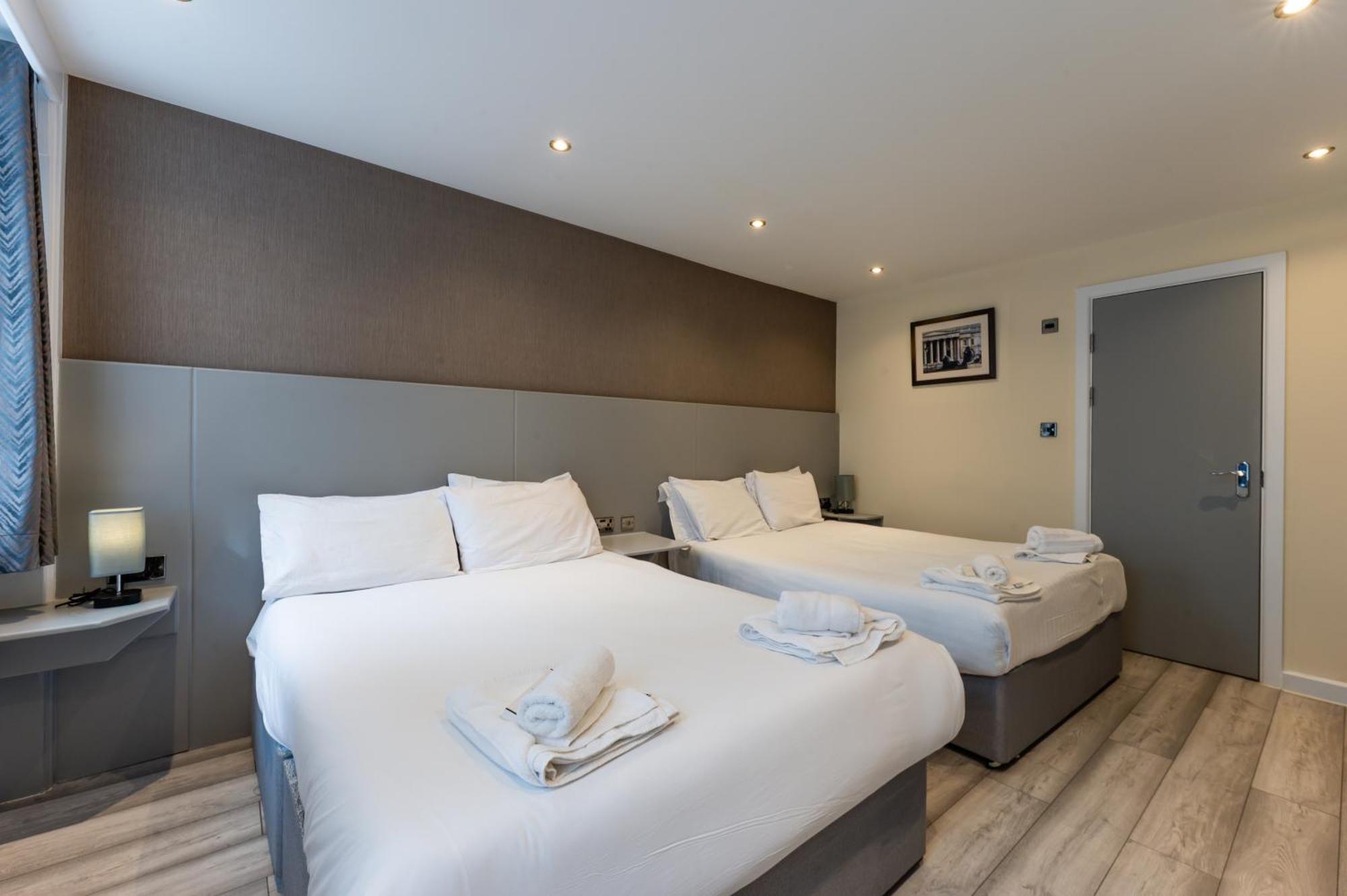 Luxury Quadruple Room