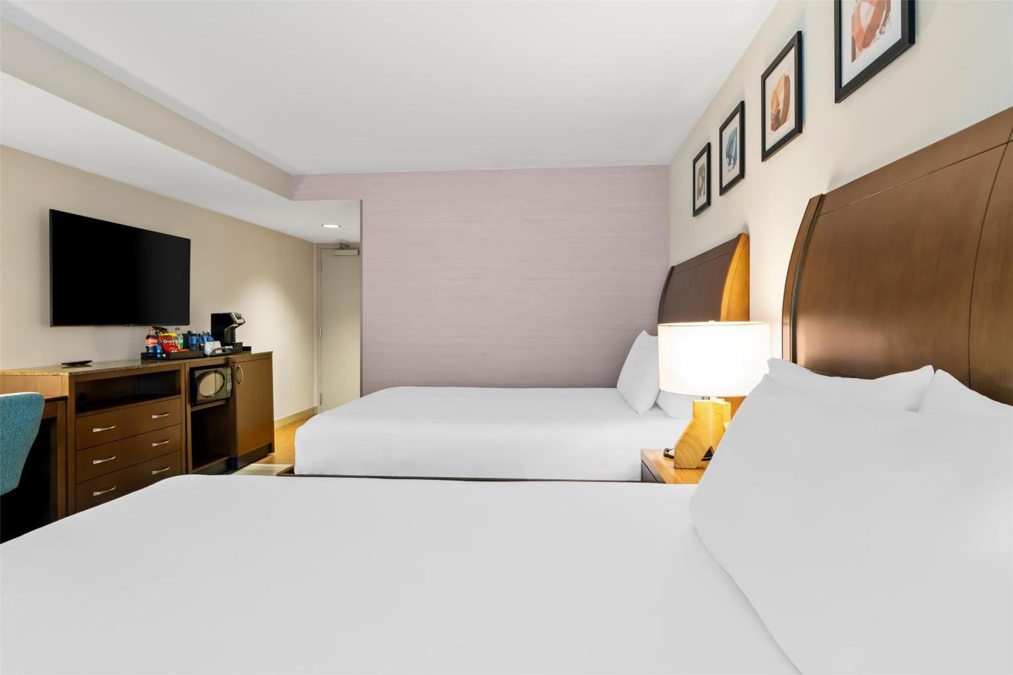 Premium Queen Room Two Queen Beds