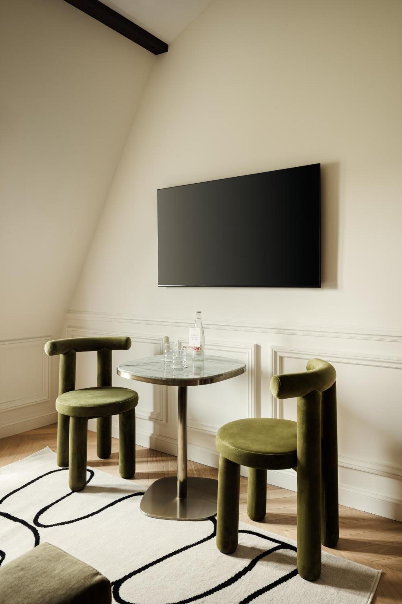 One-Bedroom Family Apartment Deluxe