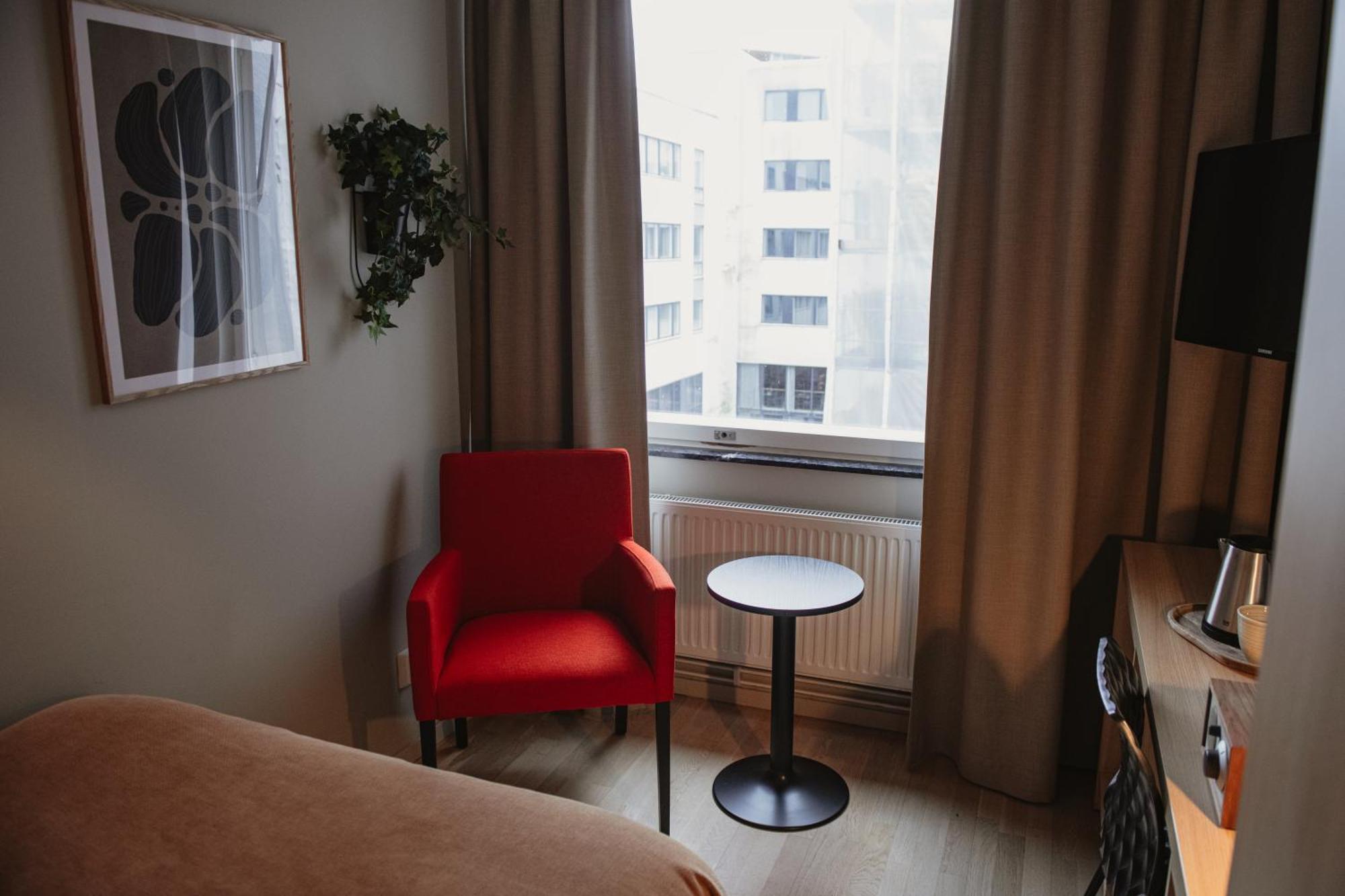 Compact Single Room,1676728290:JPEG