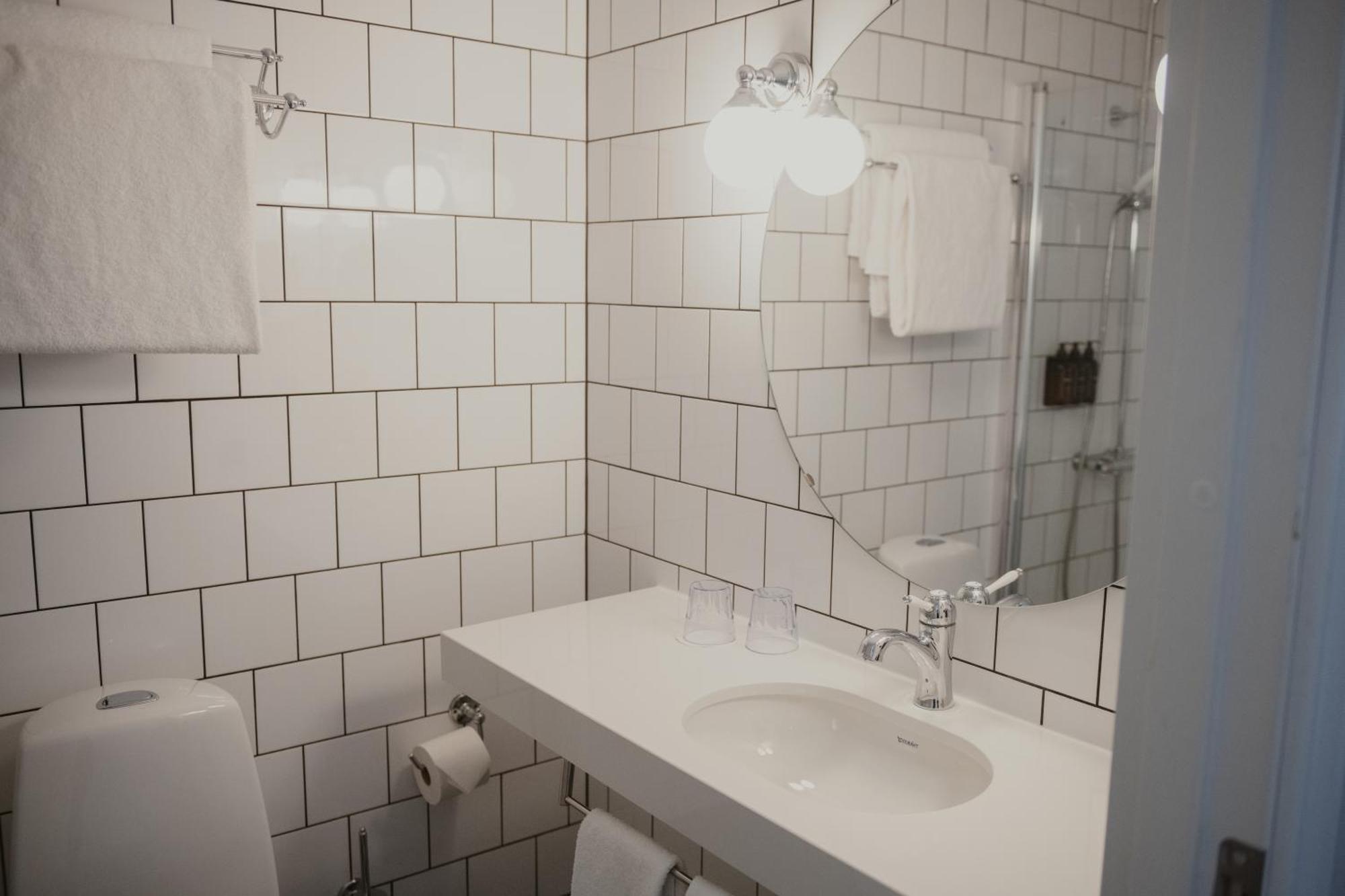 Tvåbäddsrum Compact - Utan fönster - Kvällsmåltid ingår