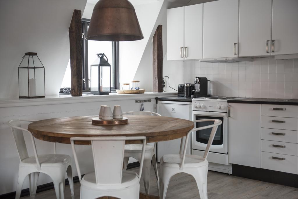 Studio Penthouse
