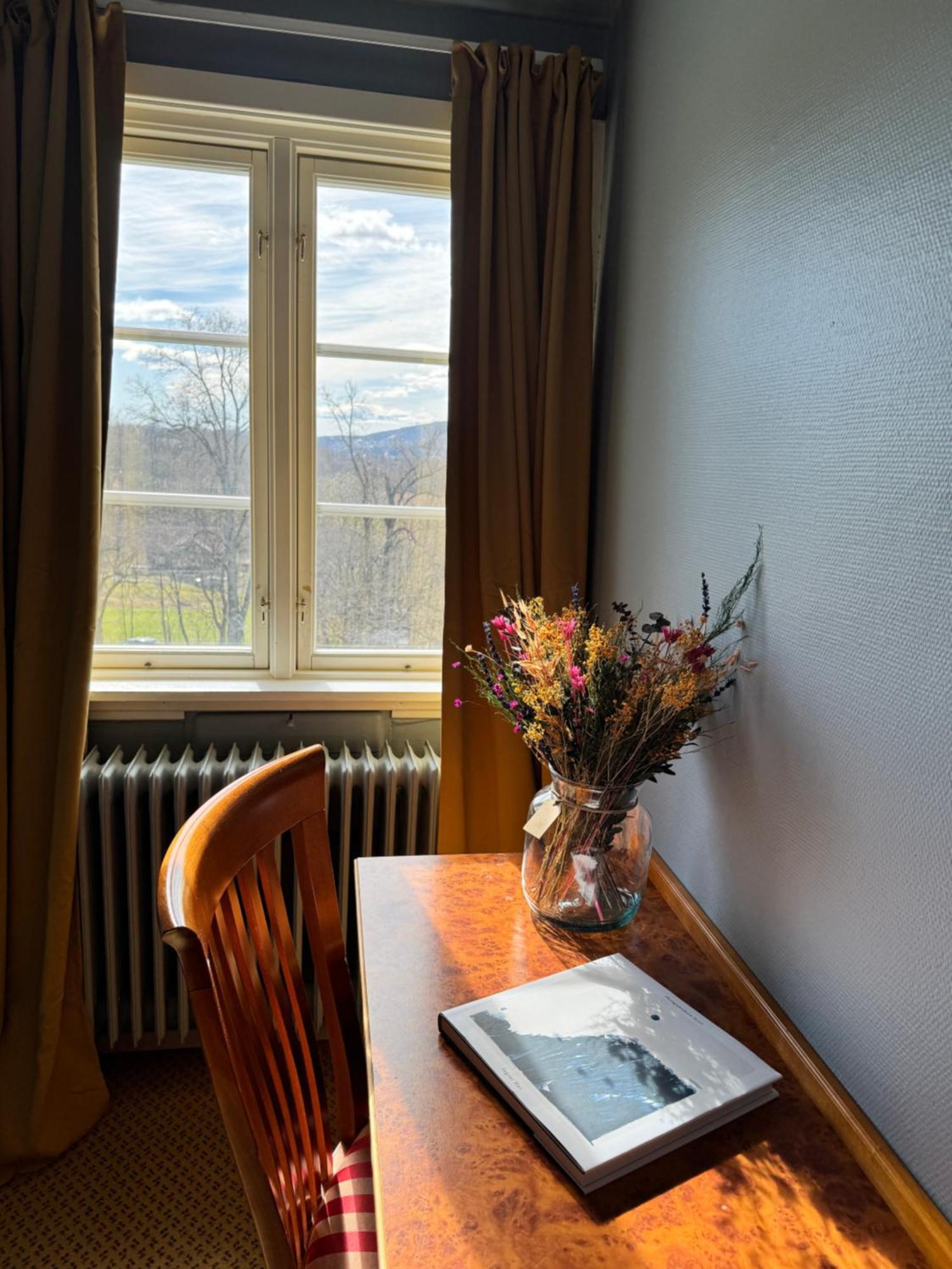 Single Room,1677985382:JPEG